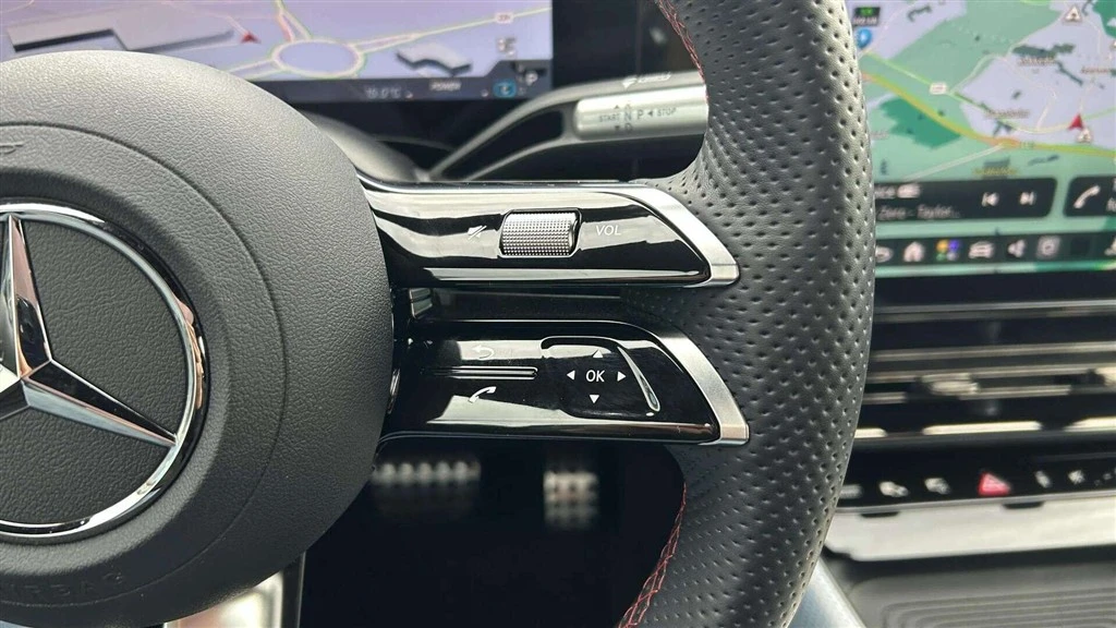 Mercedes-Benz-CLA-image-11