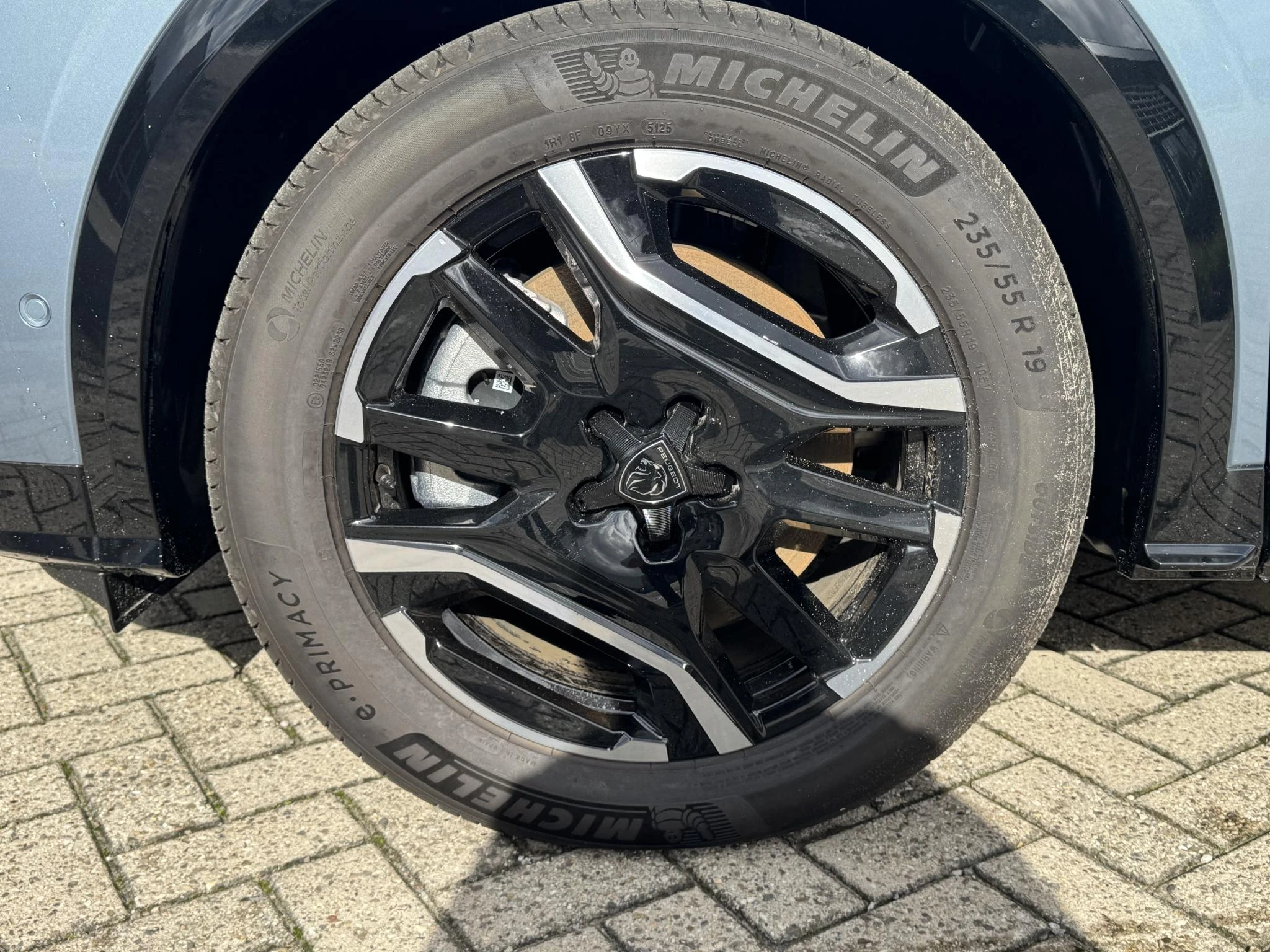 Peugeot-e-3008-image-19