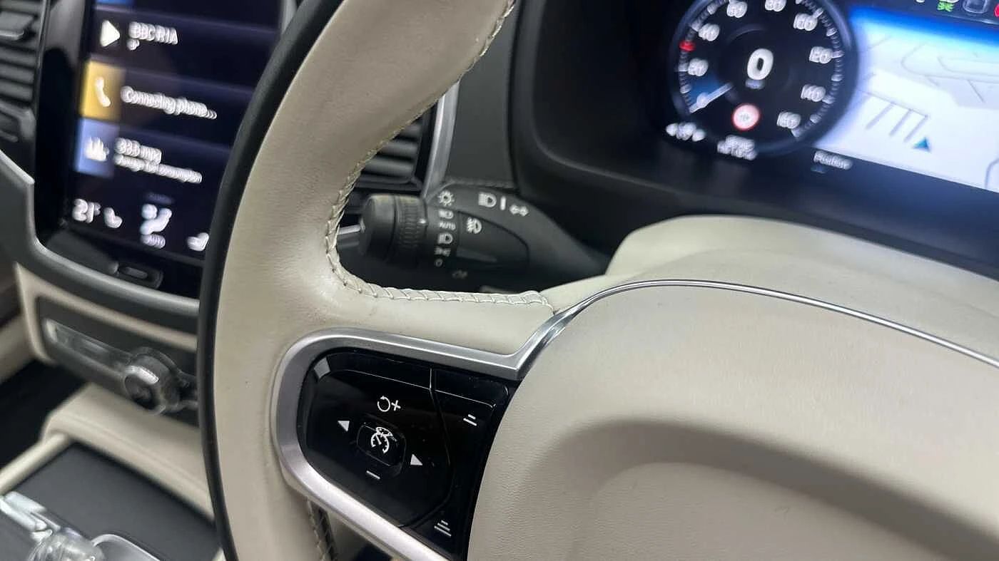 Volvo-XC90-image-46