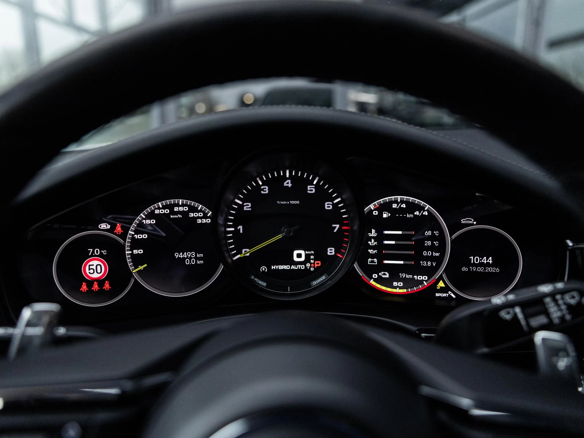 Porsche-Panamera-image-29