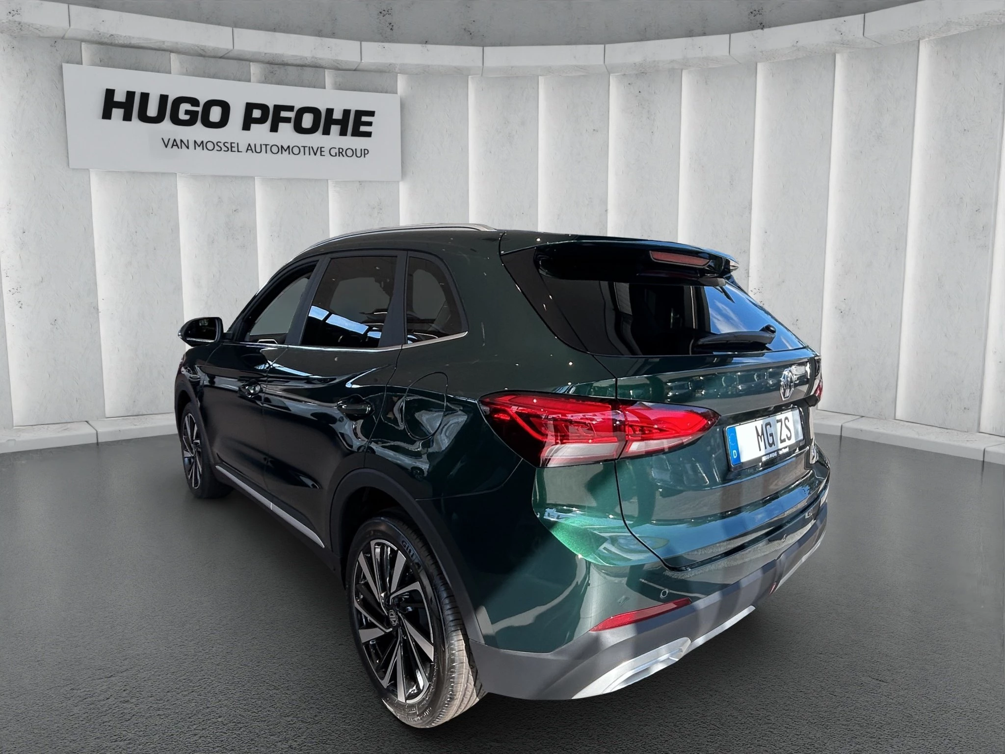 MG ZS Luxury 1.5 Hybrid+ Autom LED ACC GJR RFK SHZ