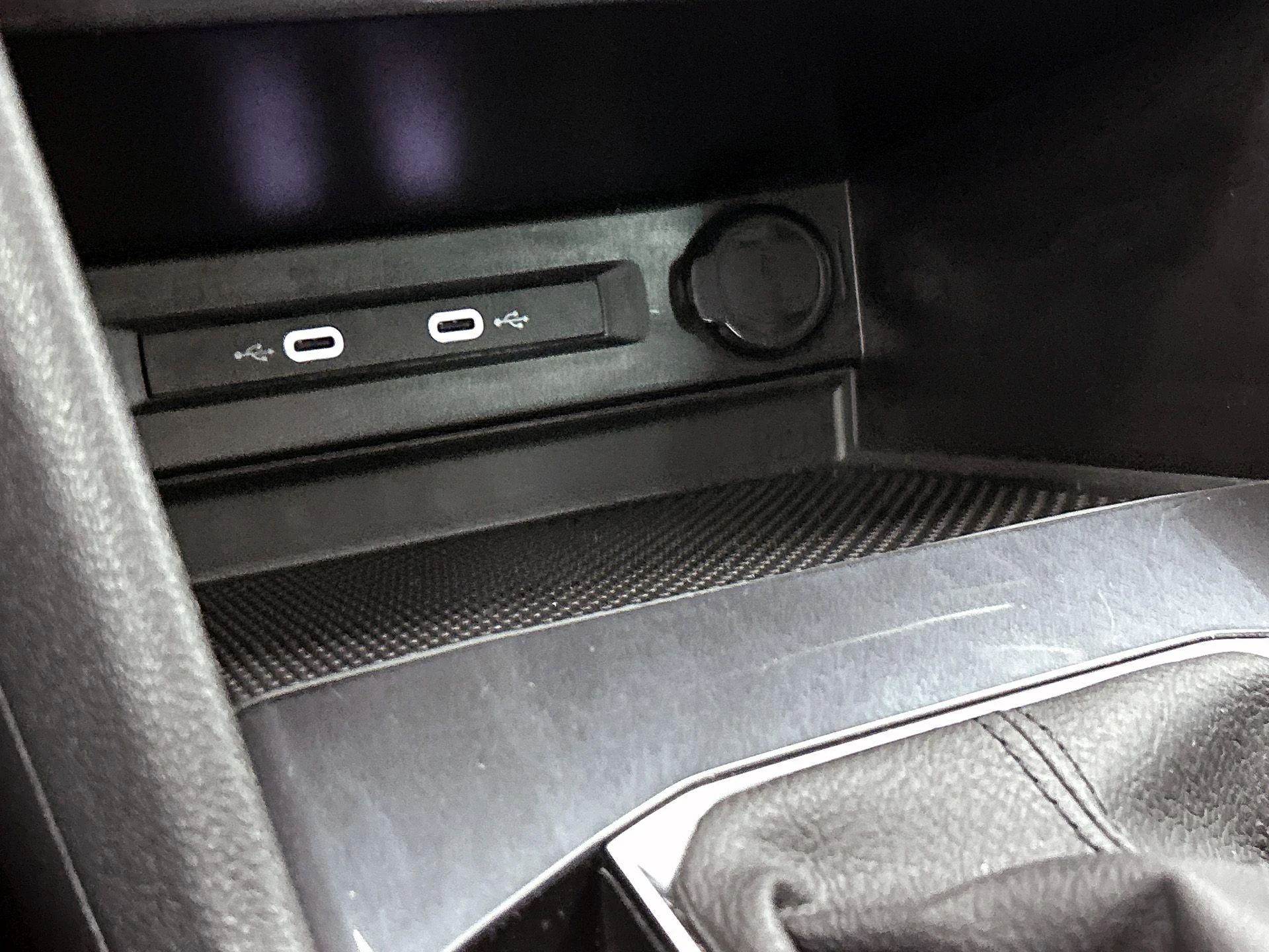 Volkswagen-Tiguan-image-31