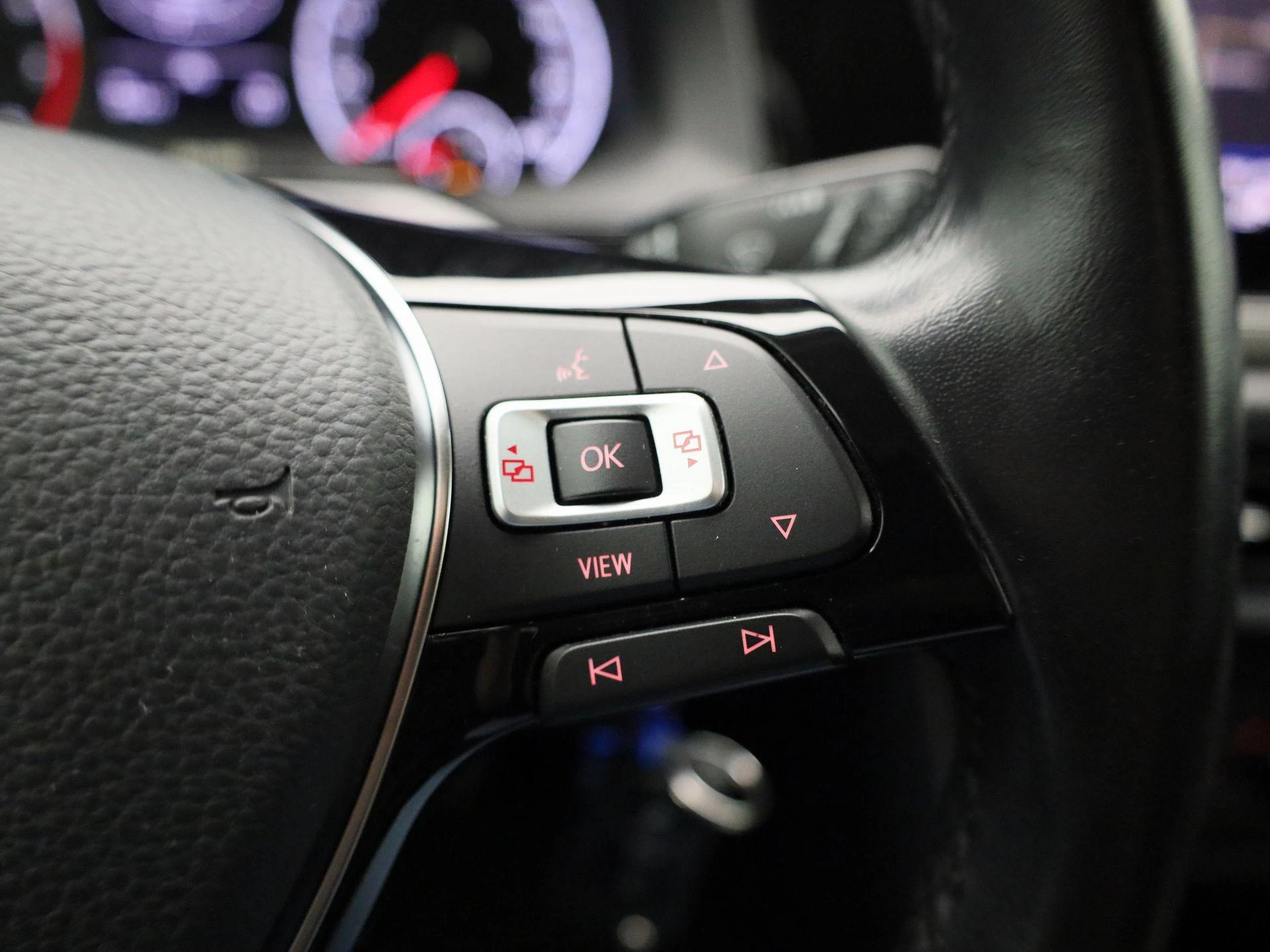 Volkswagen-Polo-image-15