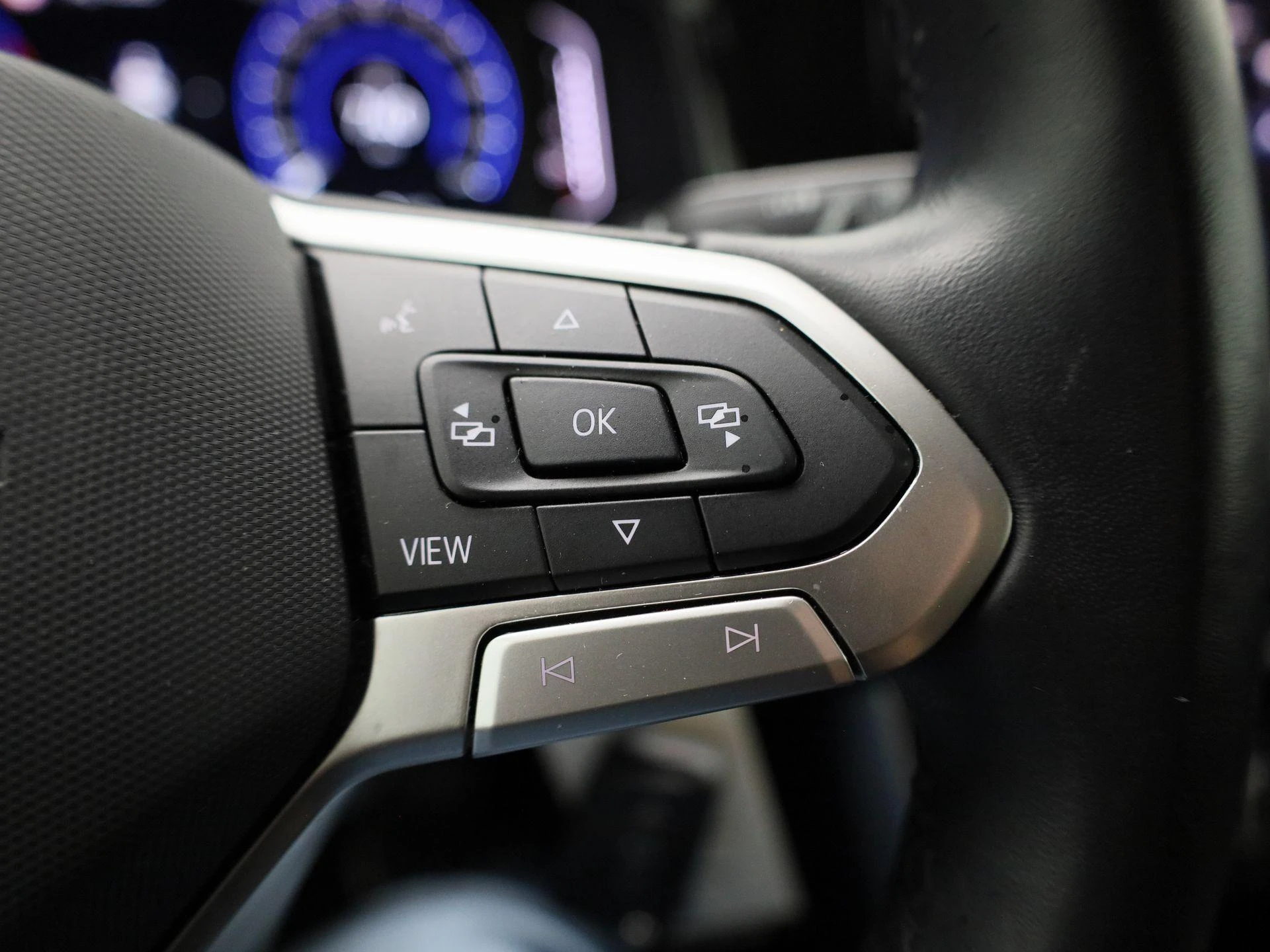 Volkswagen-Polo-image-15