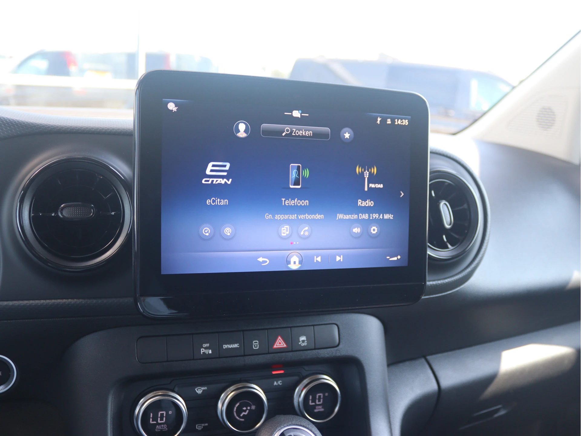 Mercedes-Benz-eCitan-image-8