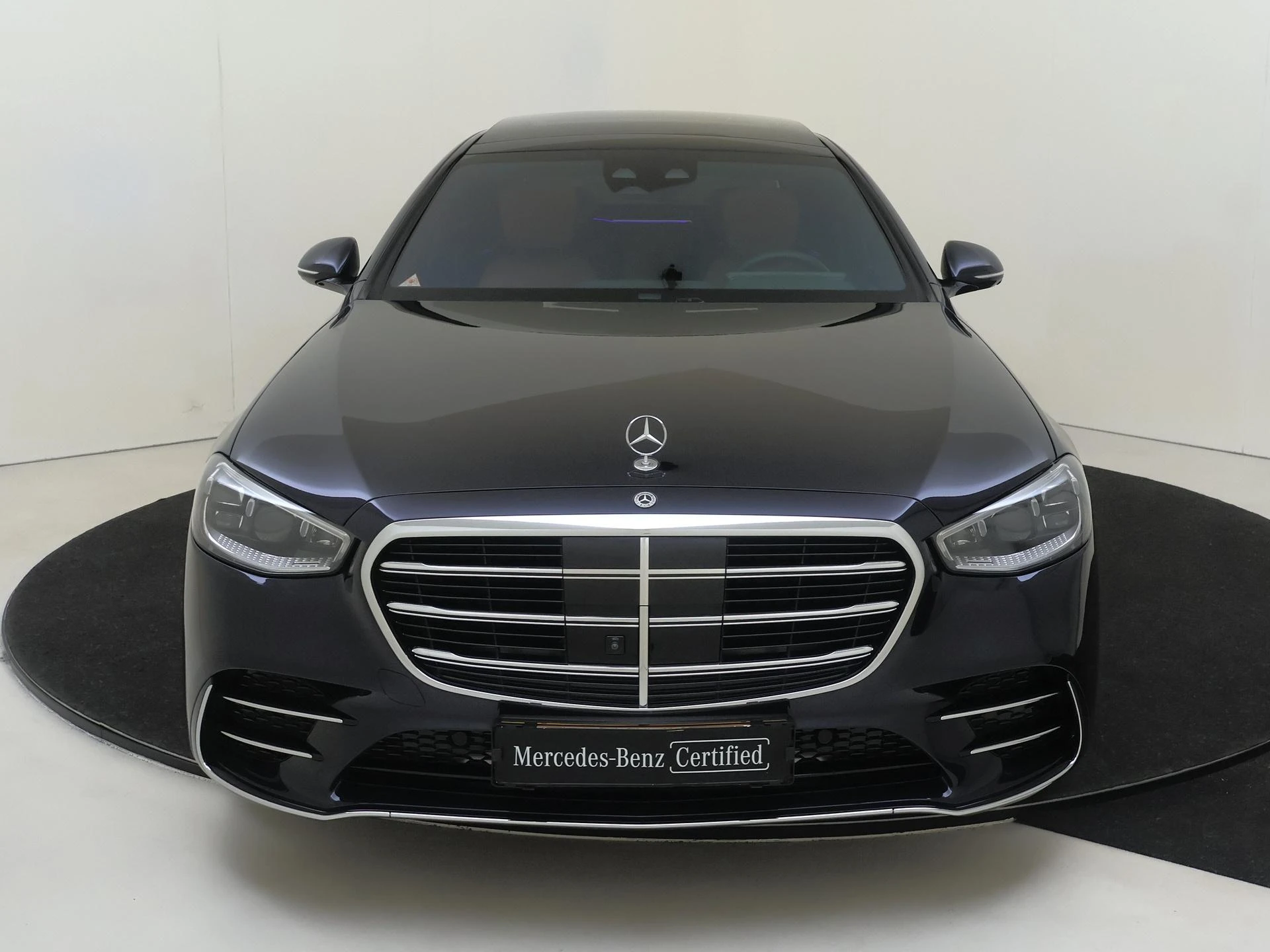 Mercedes-Benz-S-Klasse-image-7