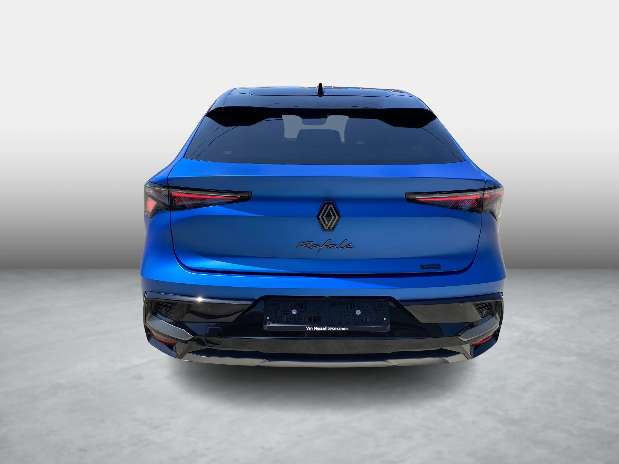 Renault Rafale Atelier Alpine E-Tech plug-in hybrid 300