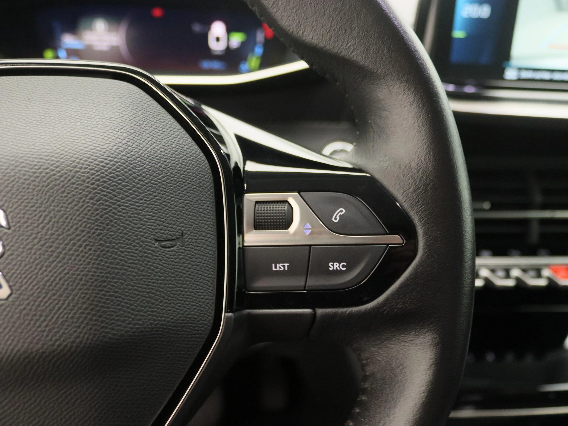 Peugeot e-2008 EV Allure Pack 50 kWh