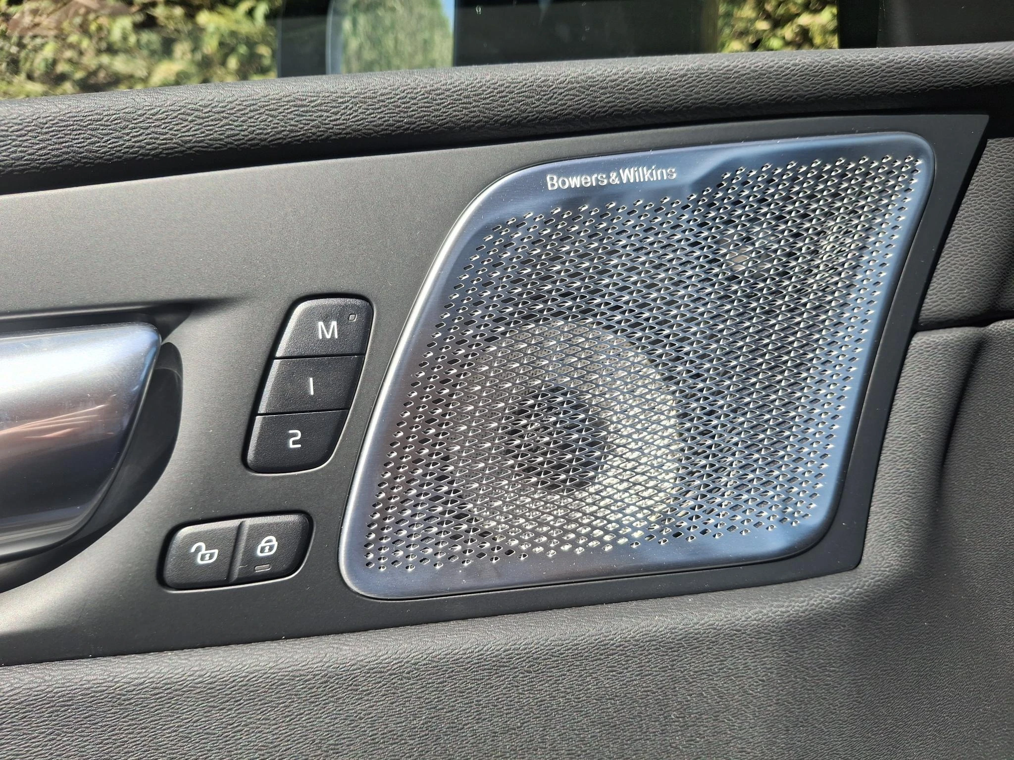 Volvo-XC60-image-7