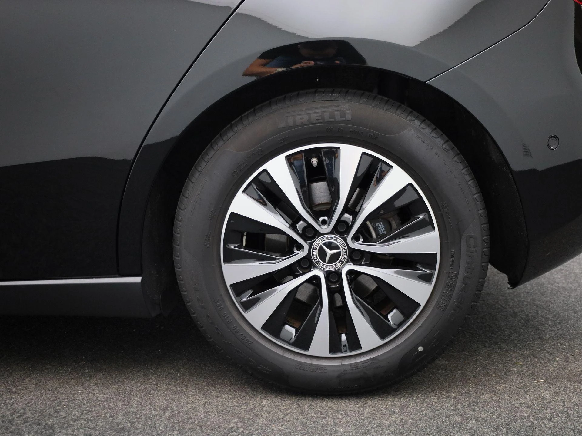 Mercedes-Benz-A-Klasse-image-12