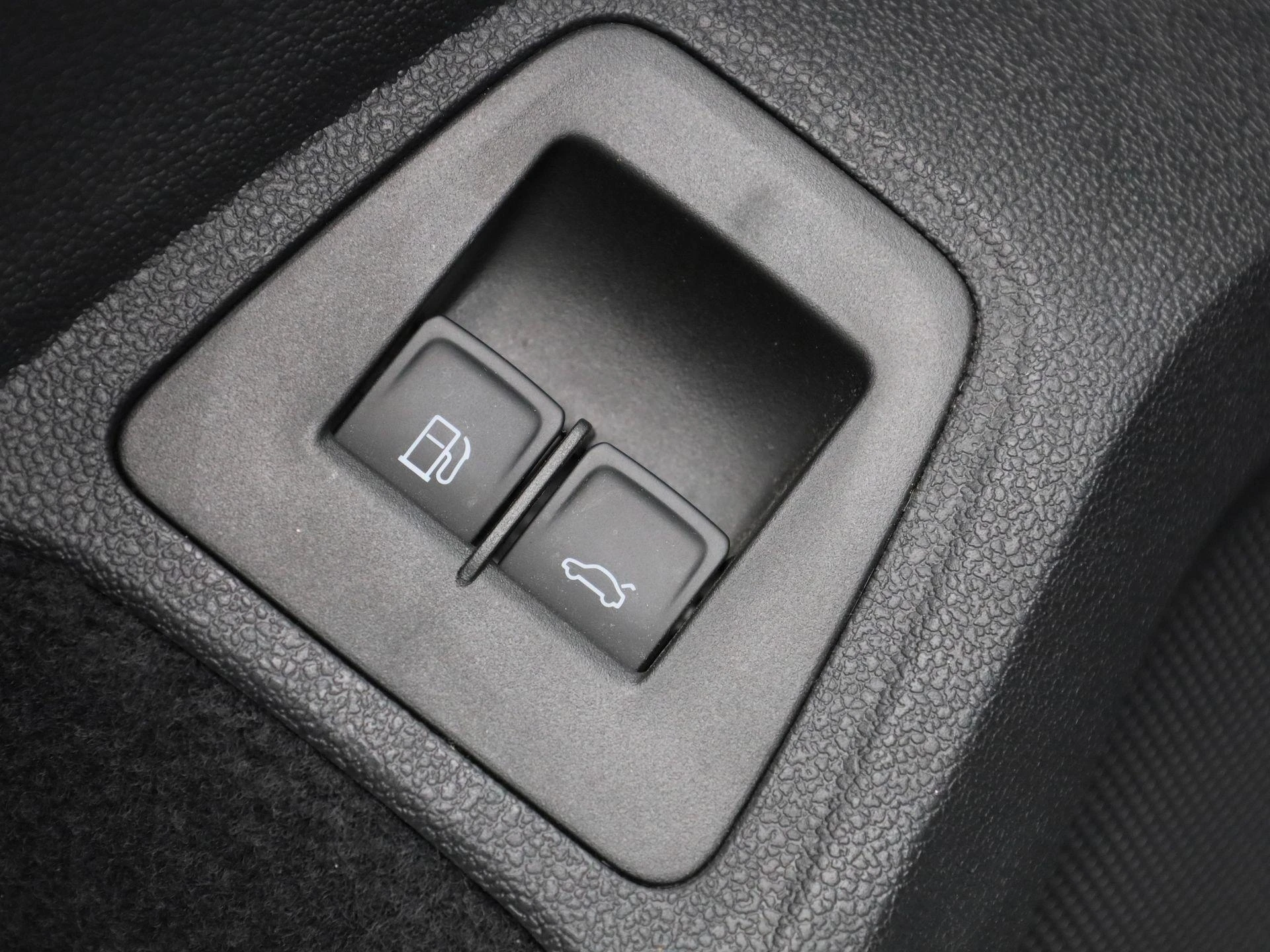 Volkswagen-Tiguan-image-38