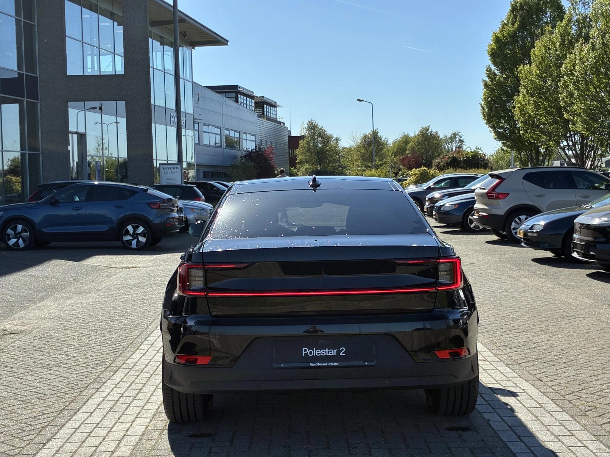 Polestar-2-image-4