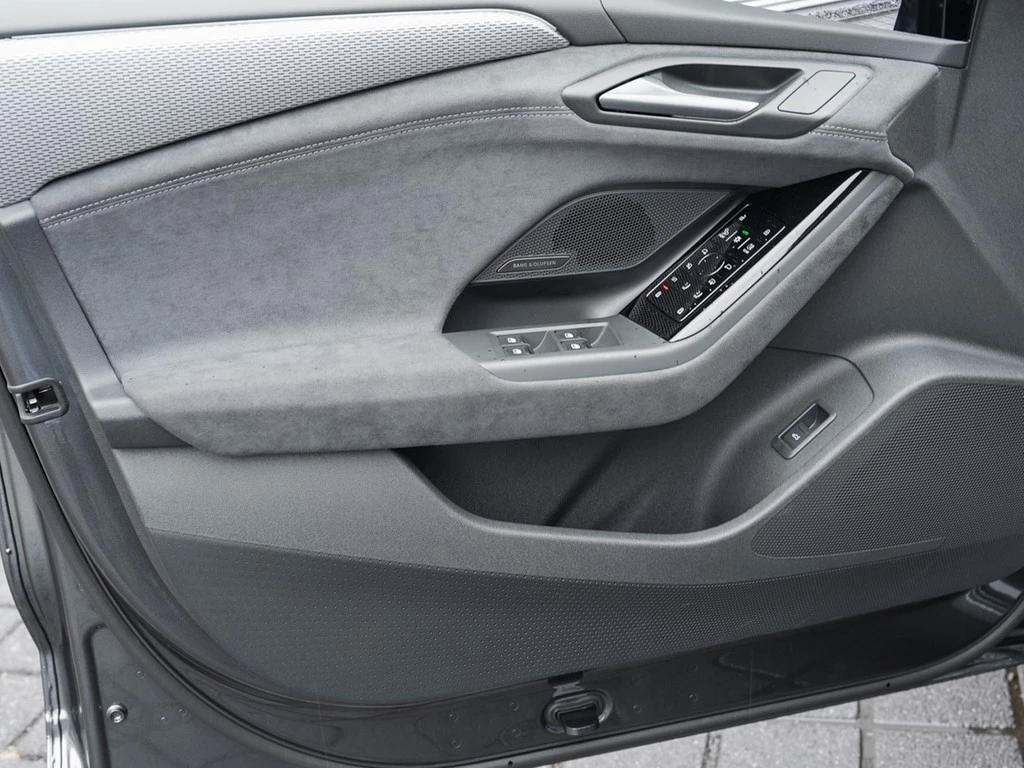 Audi-S6 Avant e-tron-image-19