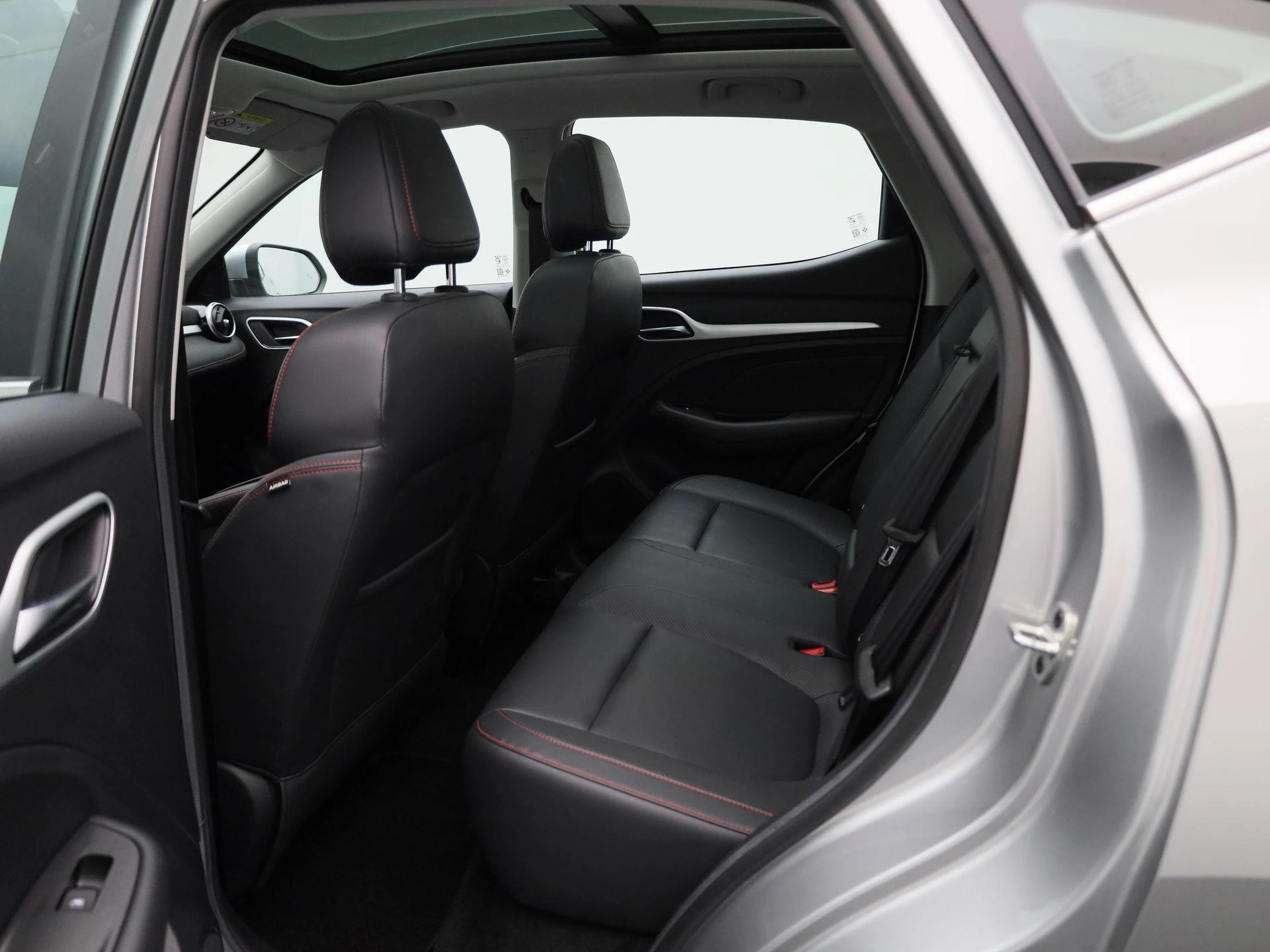 MG-ZS EV-image-10