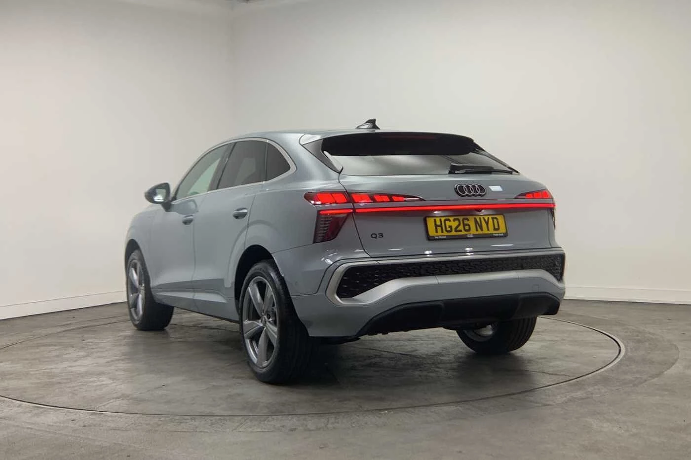 Audi-Q3-image-2