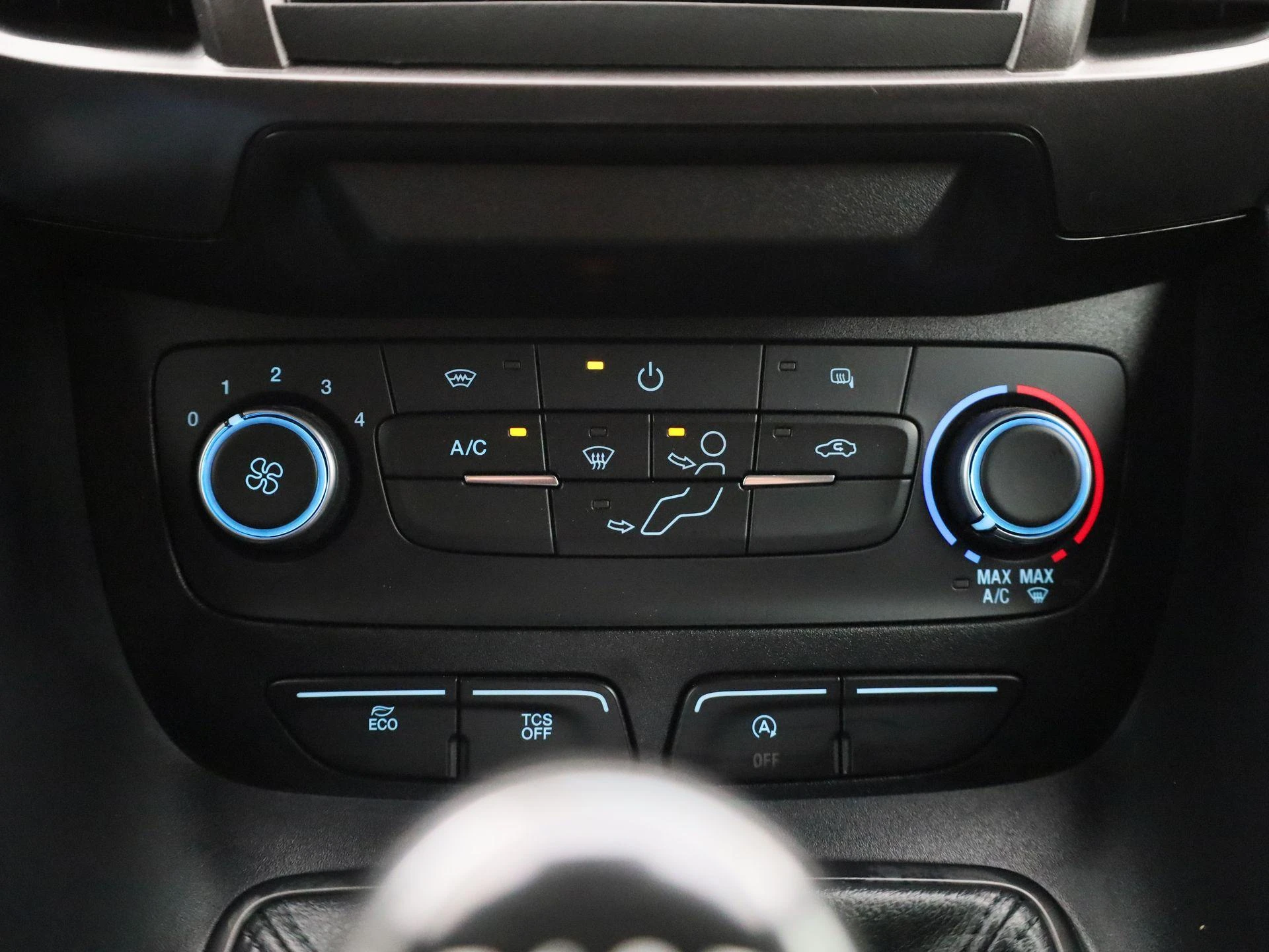 Ford-Transit Connect-image-19