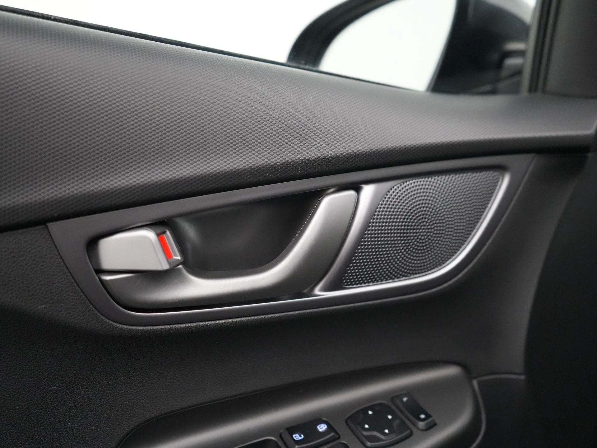 Hyundai-Kona-image-26