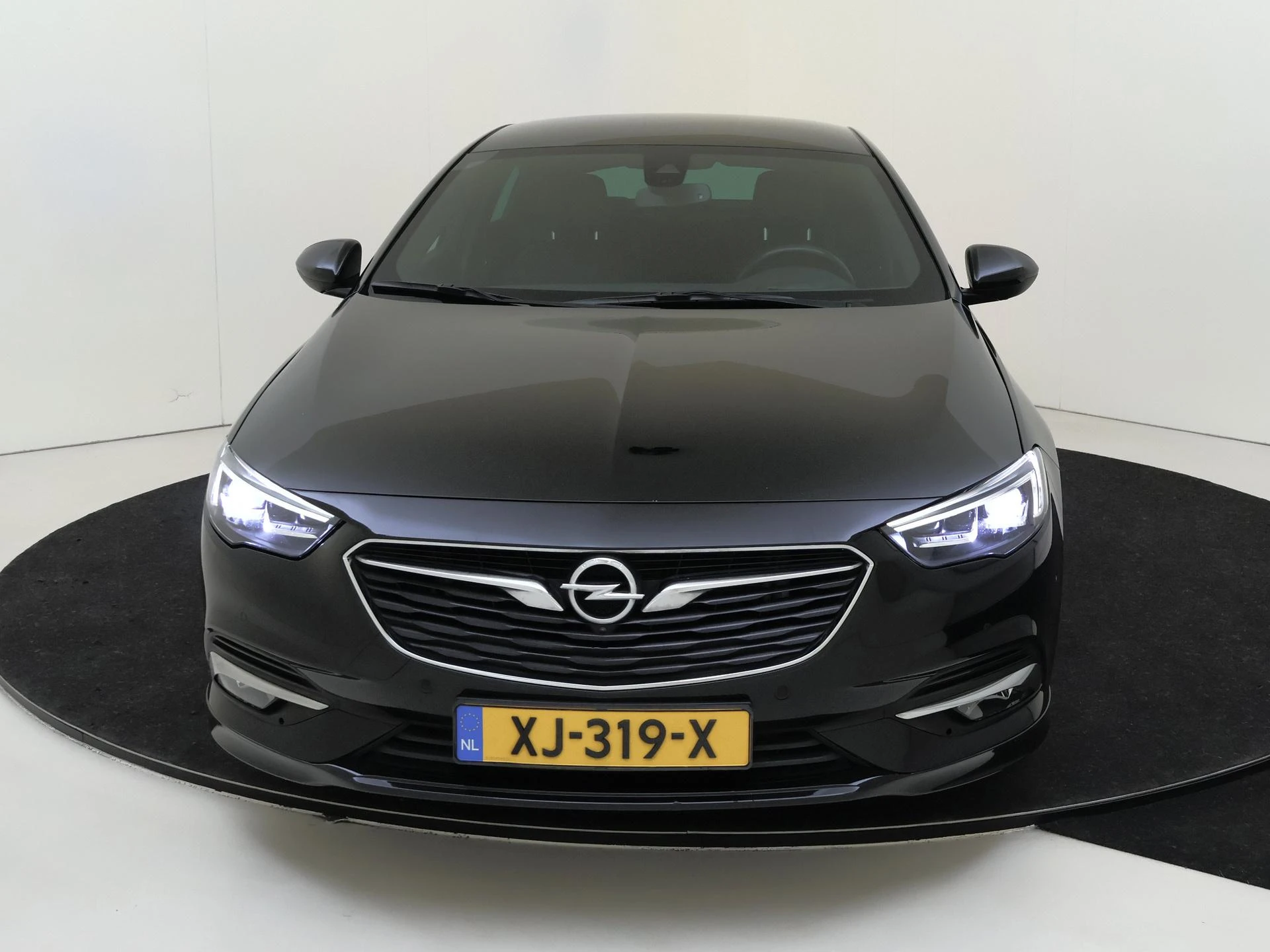 Opel-Insignia-image-5
