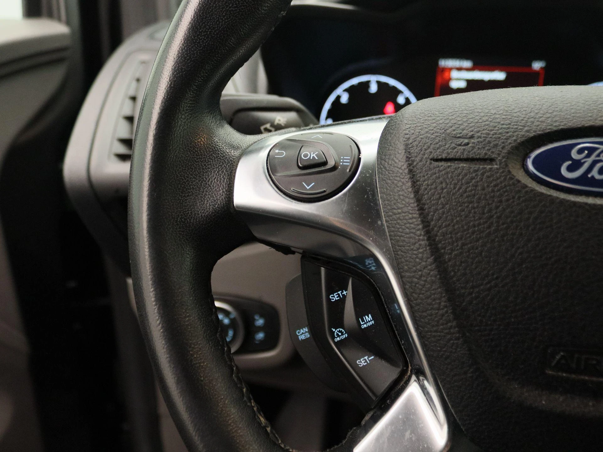 Ford-Transit Connect-image-14