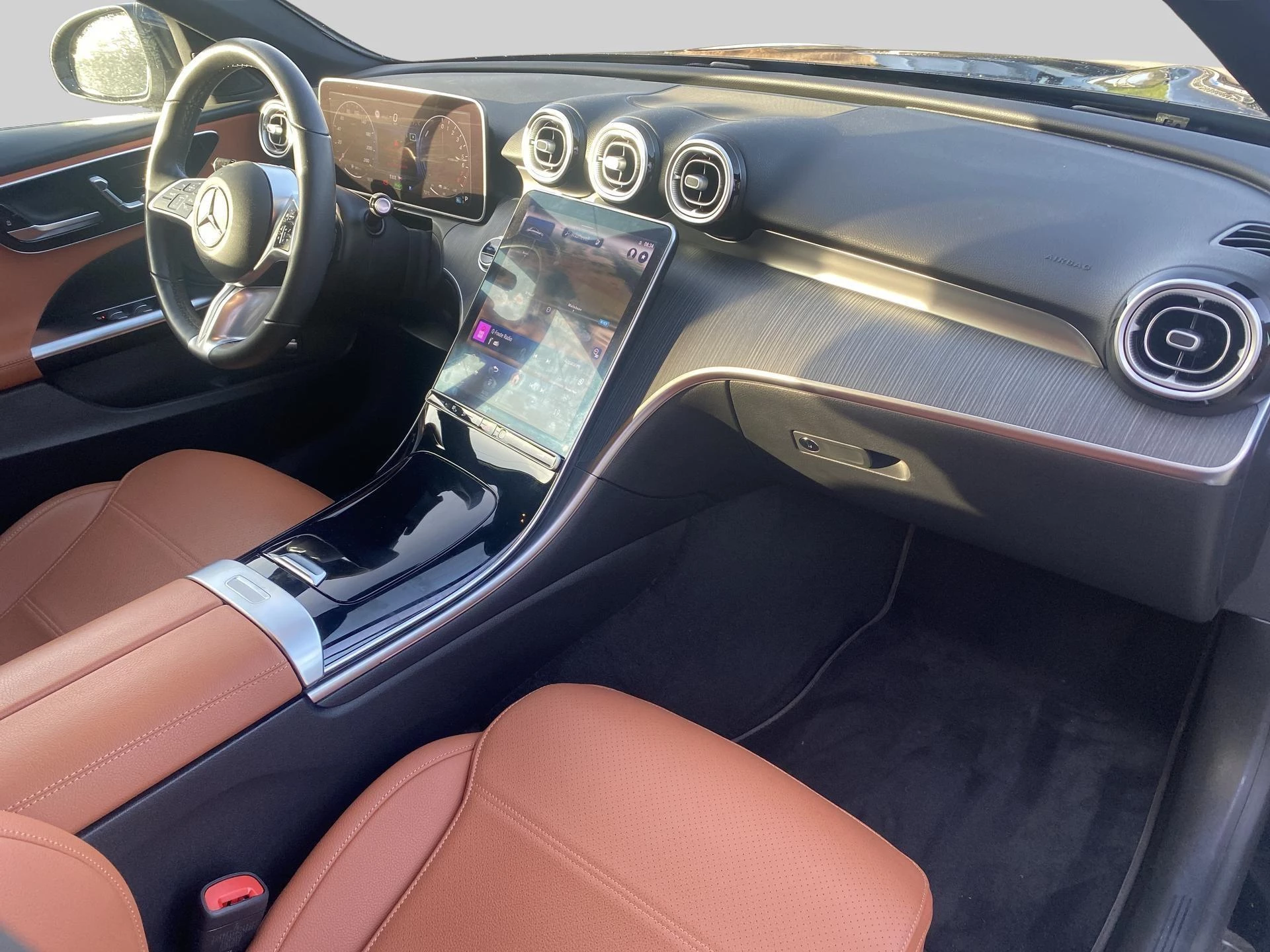 Mercedes-Benz C-Klasse 300 e Luxury Line + LEDER + DIGITAL LIGHT + 360 CAMERA +