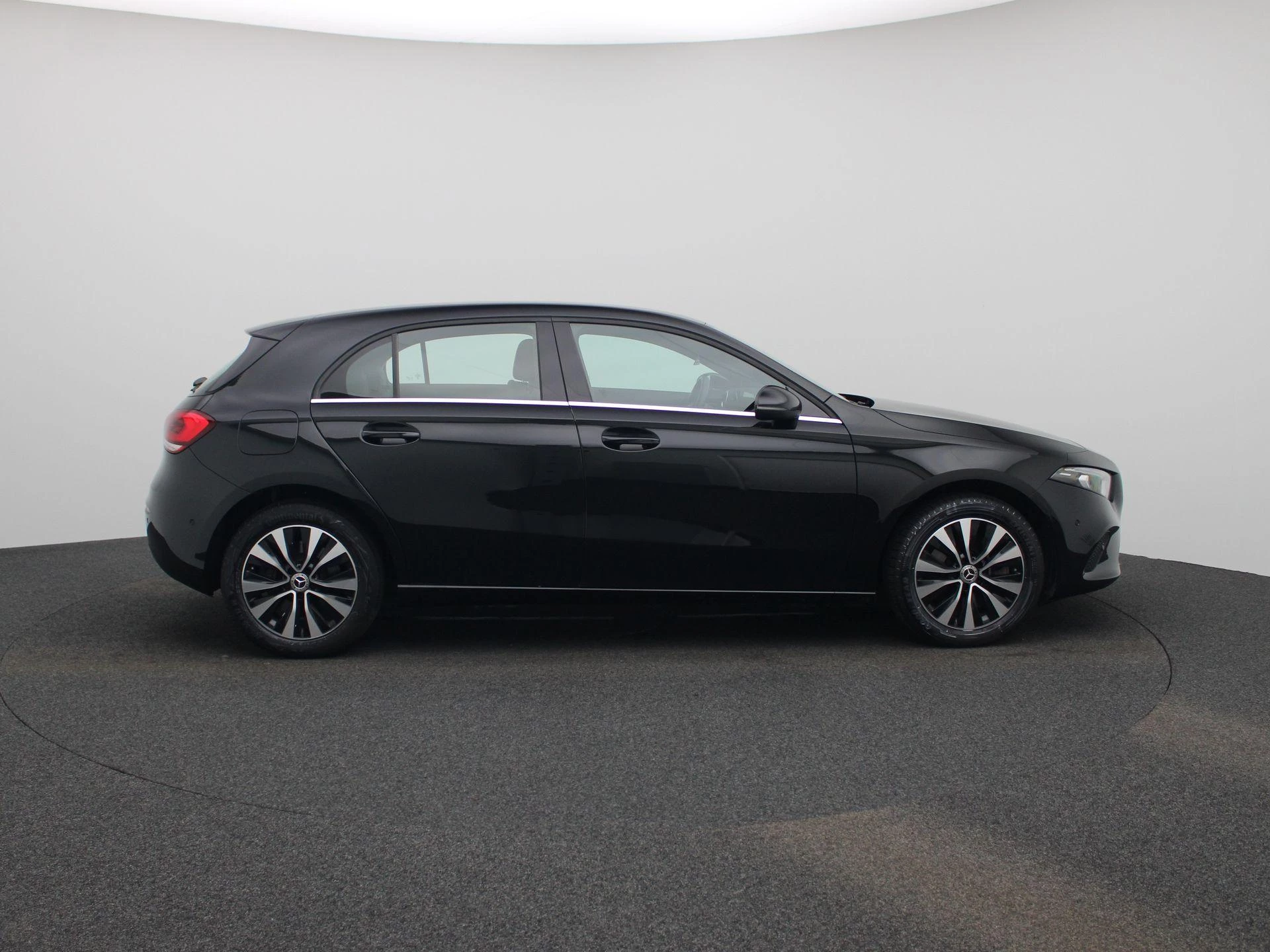 Mercedes-Benz A-Klasse A 250 e Business Solution