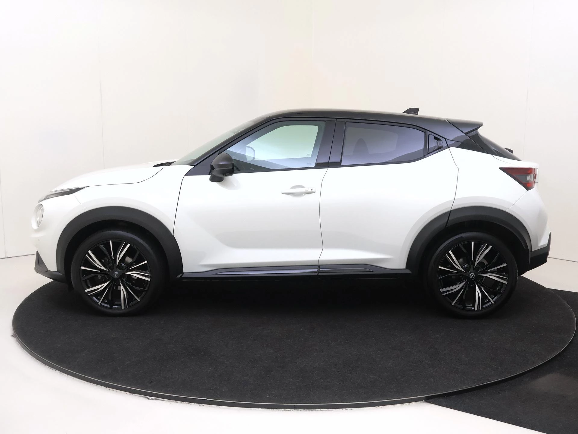 Nissan-Juke-image-7