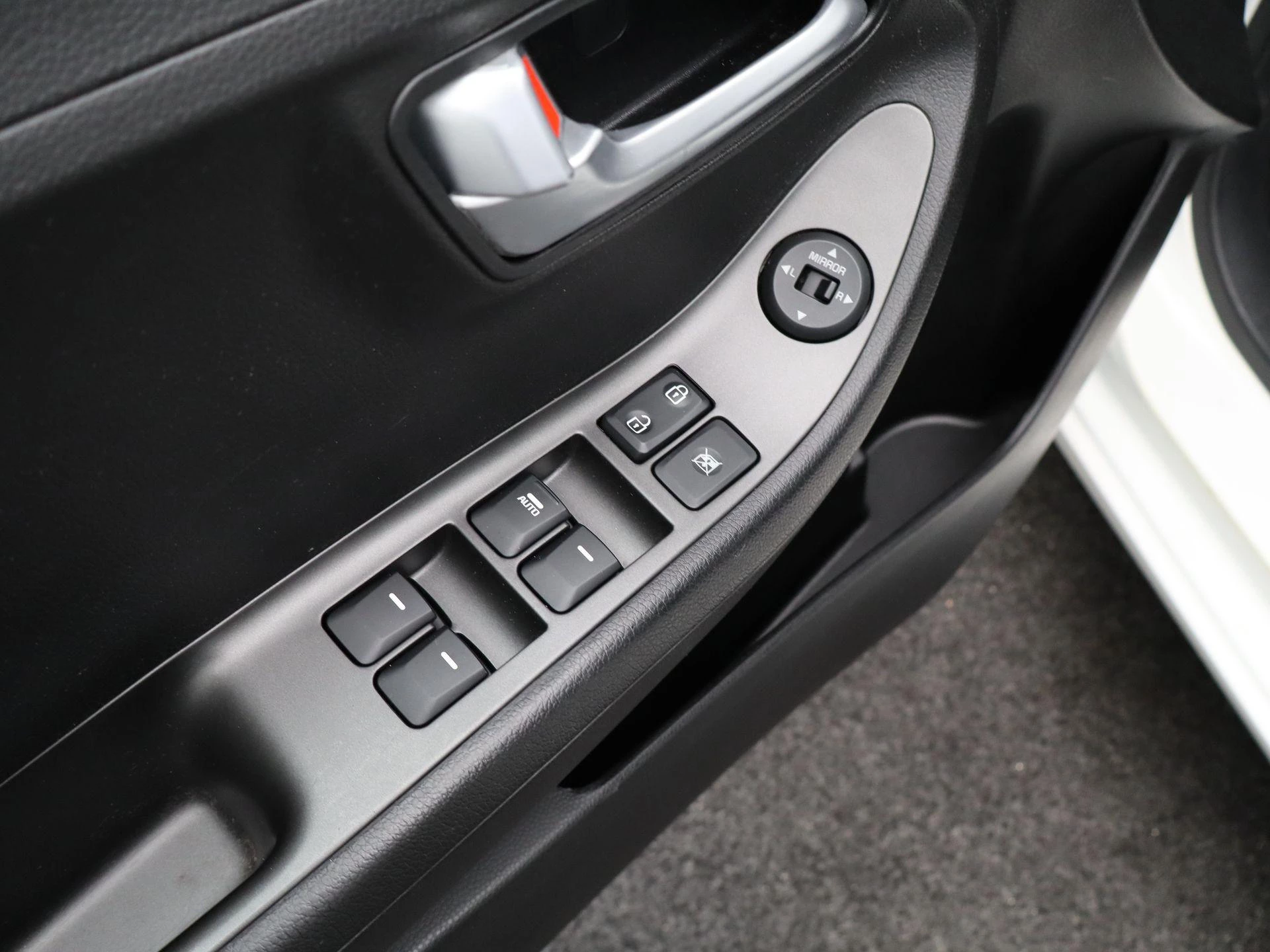 Kia Picanto 1.0 CVVT ComfortPlusLine Navigator |