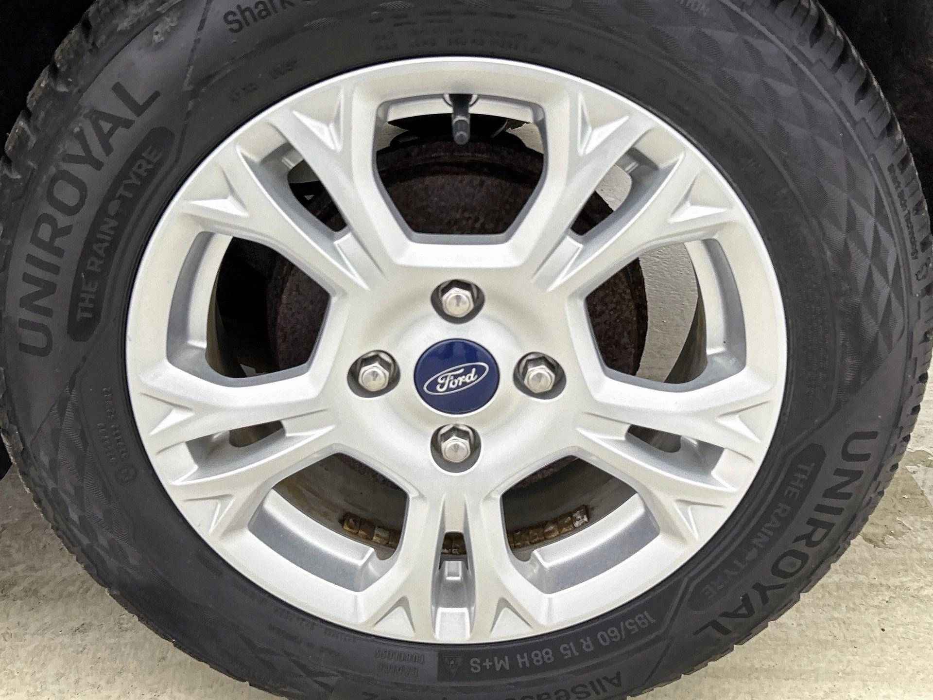 Ford-B-MAX-image-36