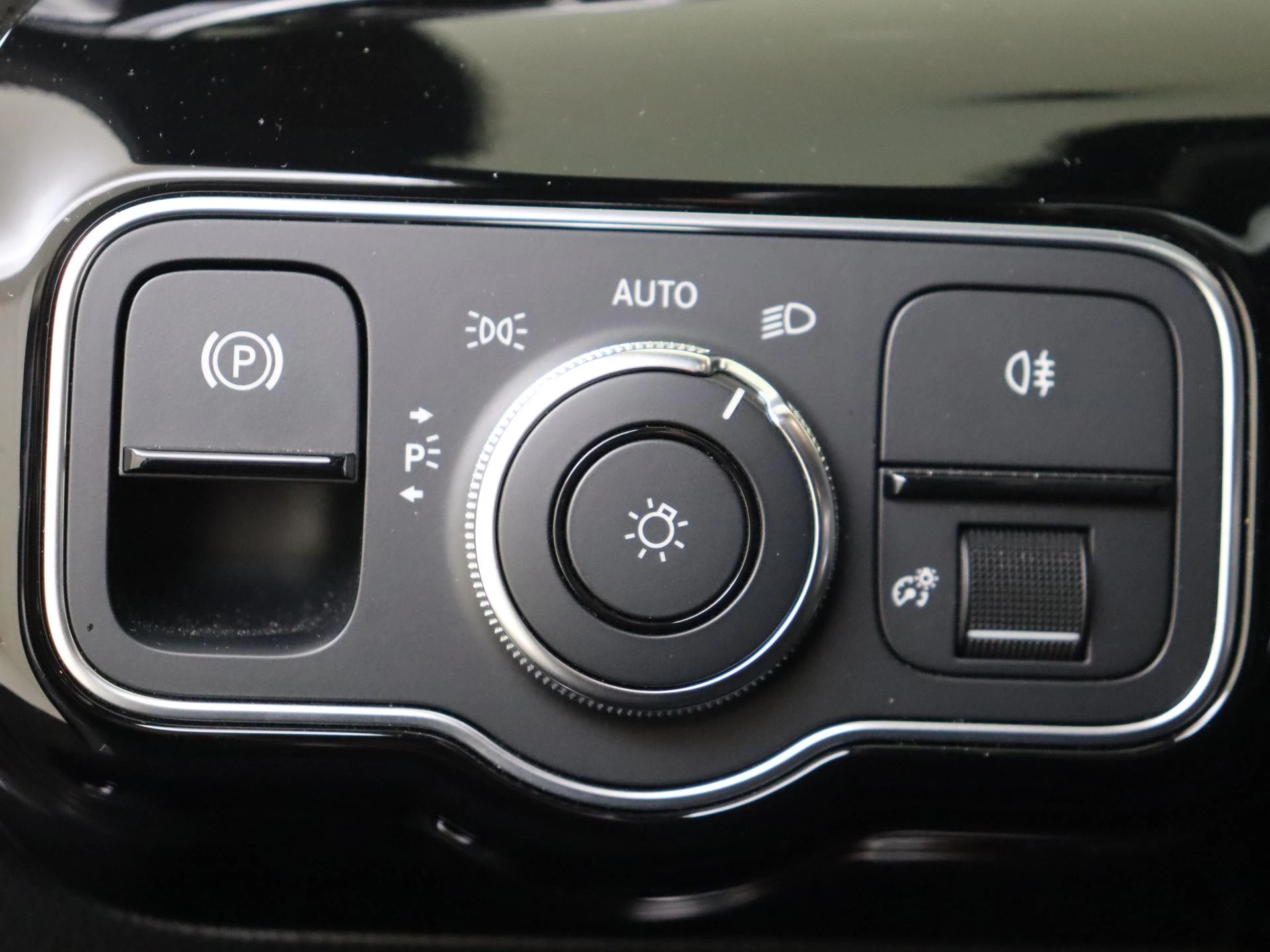 Mercedes-Benz-A-Klasse-image-25