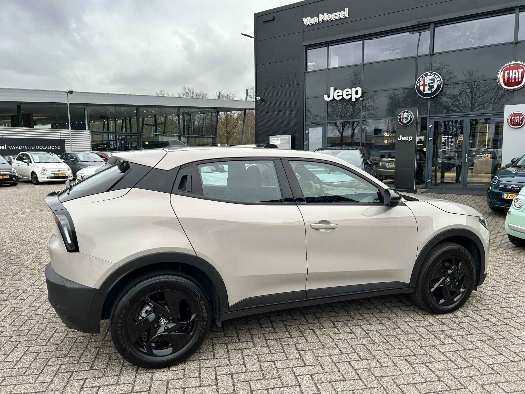 Alfa Romeo Junior 1.2 Turbo 145pk Hybrid Ibrida