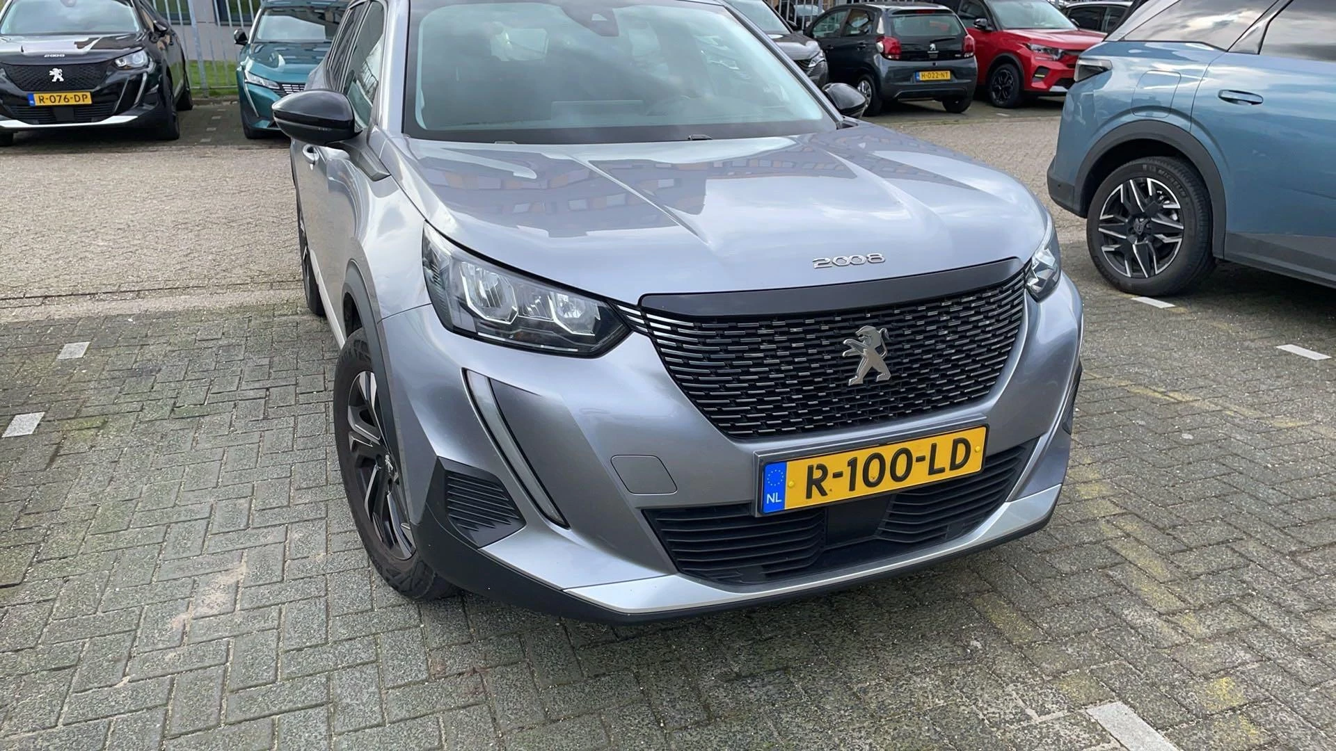 Peugeot 2008 1.2 PureTech Allure Pack
