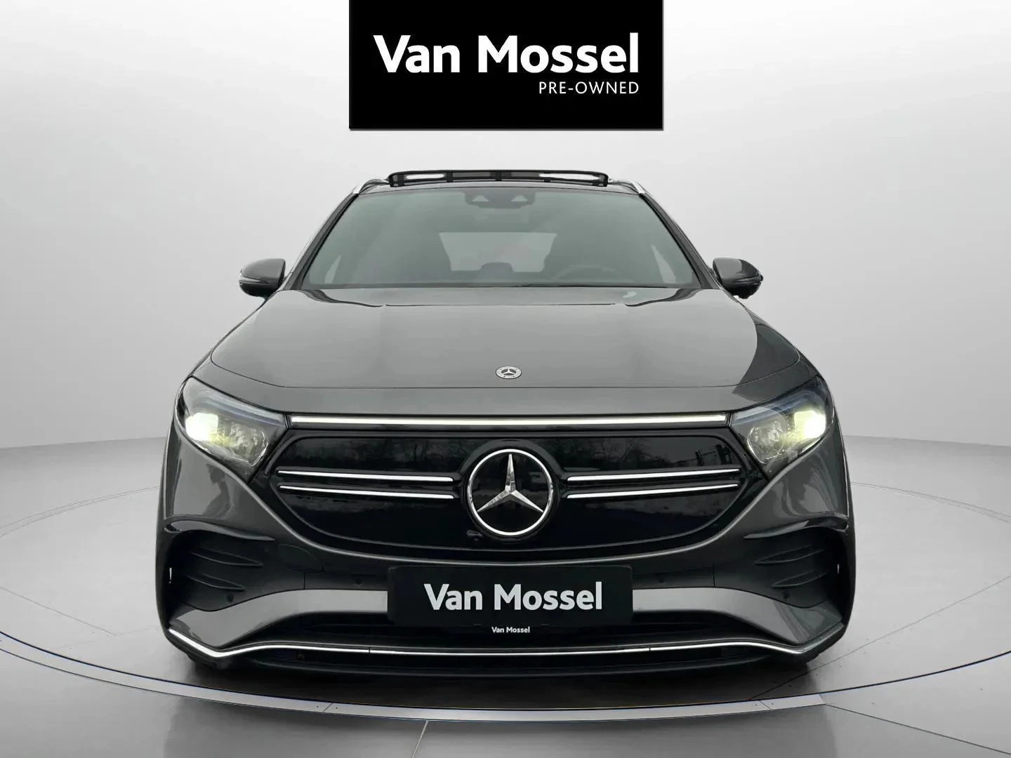 Mercedes-Benz-EQA-image-1