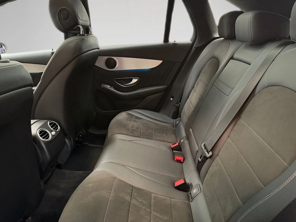 Mercedes-Benz-GLC 250-image-8