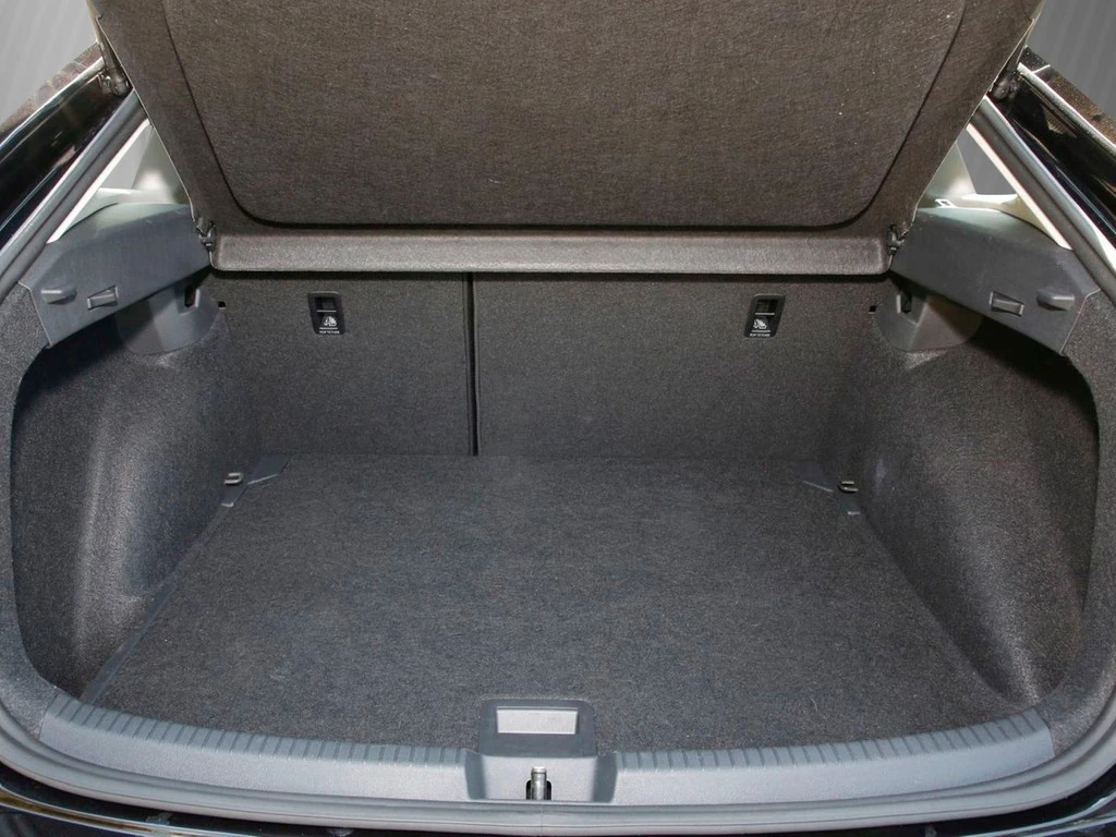 Volkswagen-Taigo-image-5