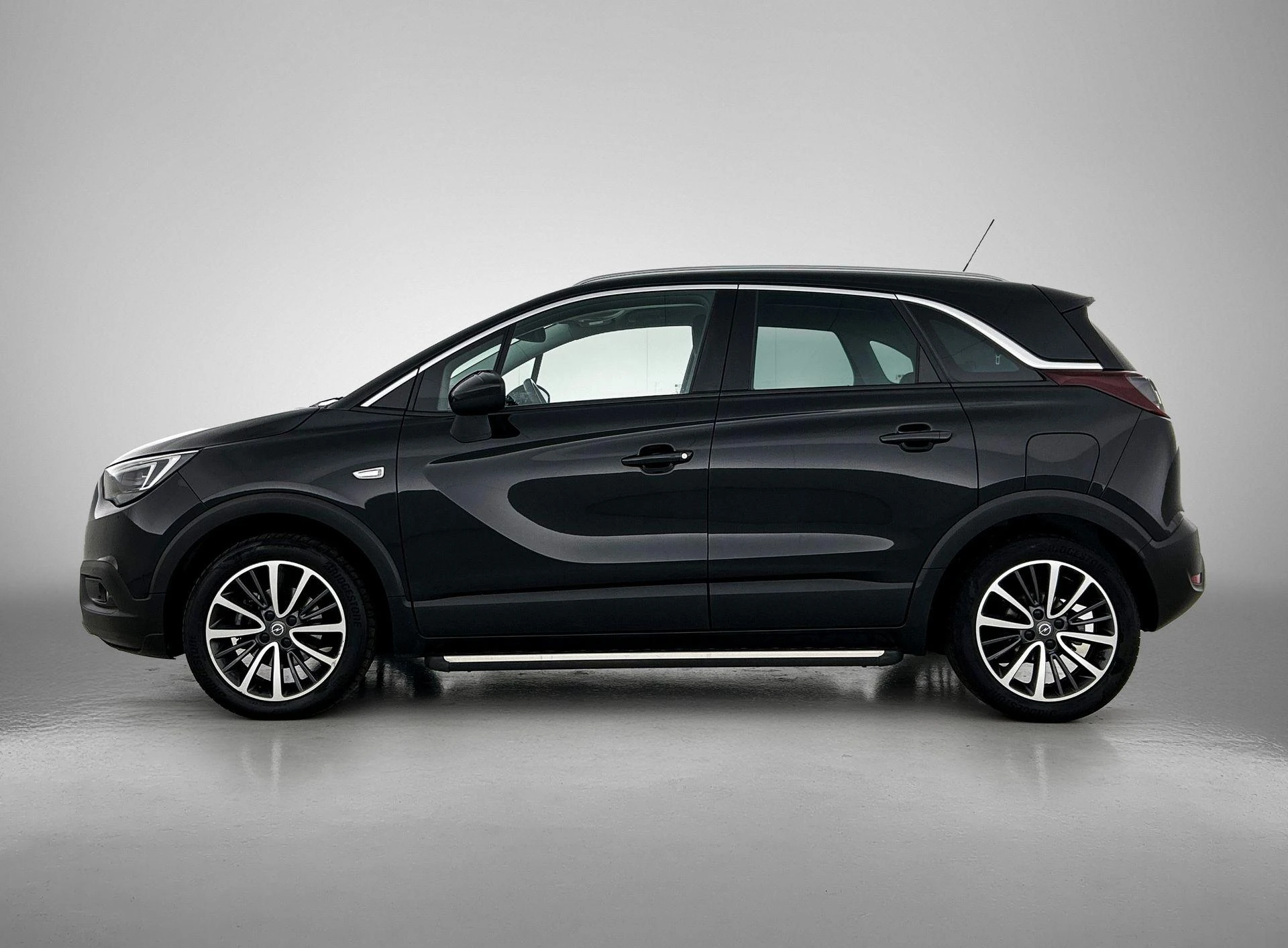 Opel-Crossland X-image-1