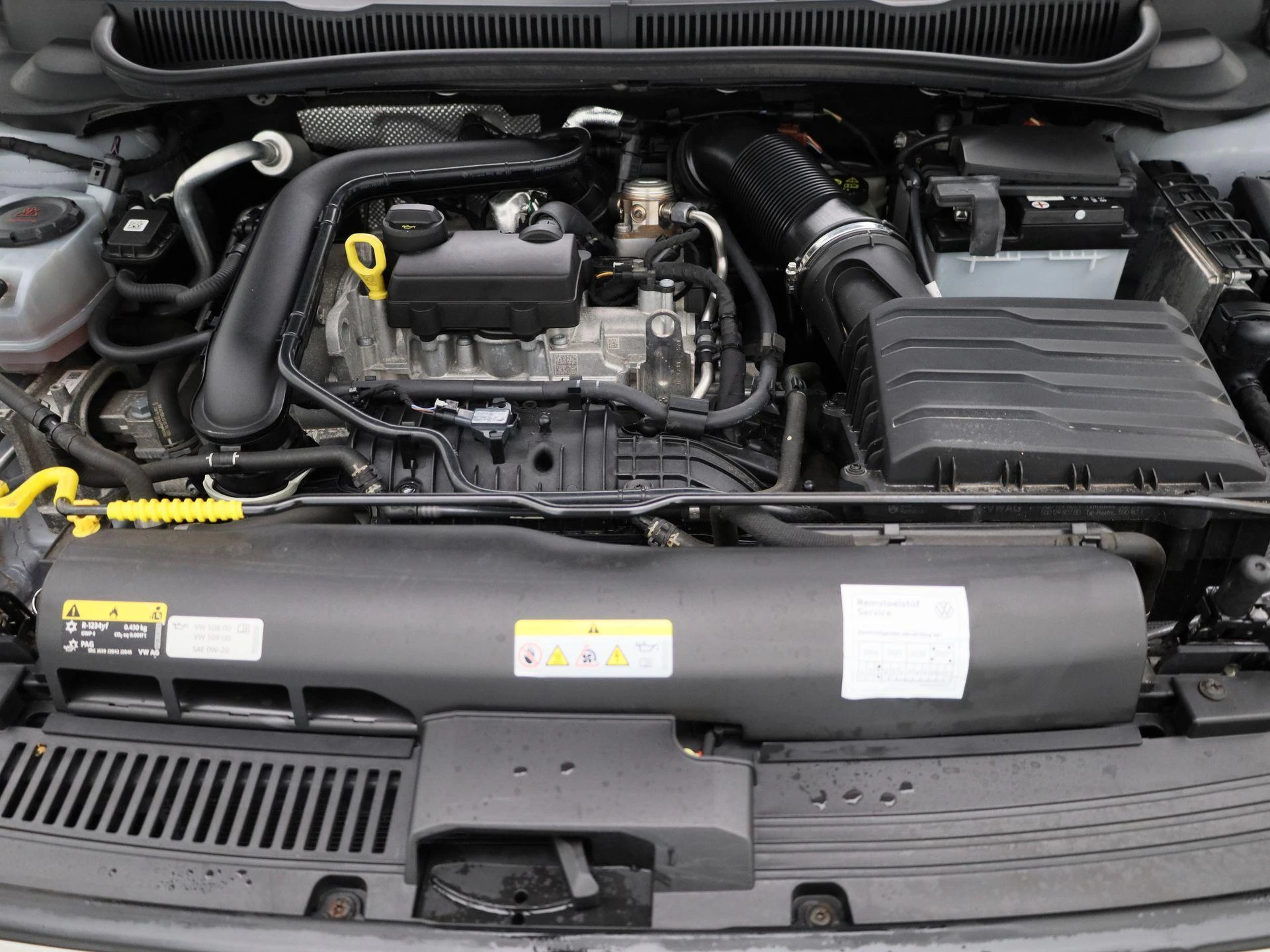Volkswagen-Polo-image-30