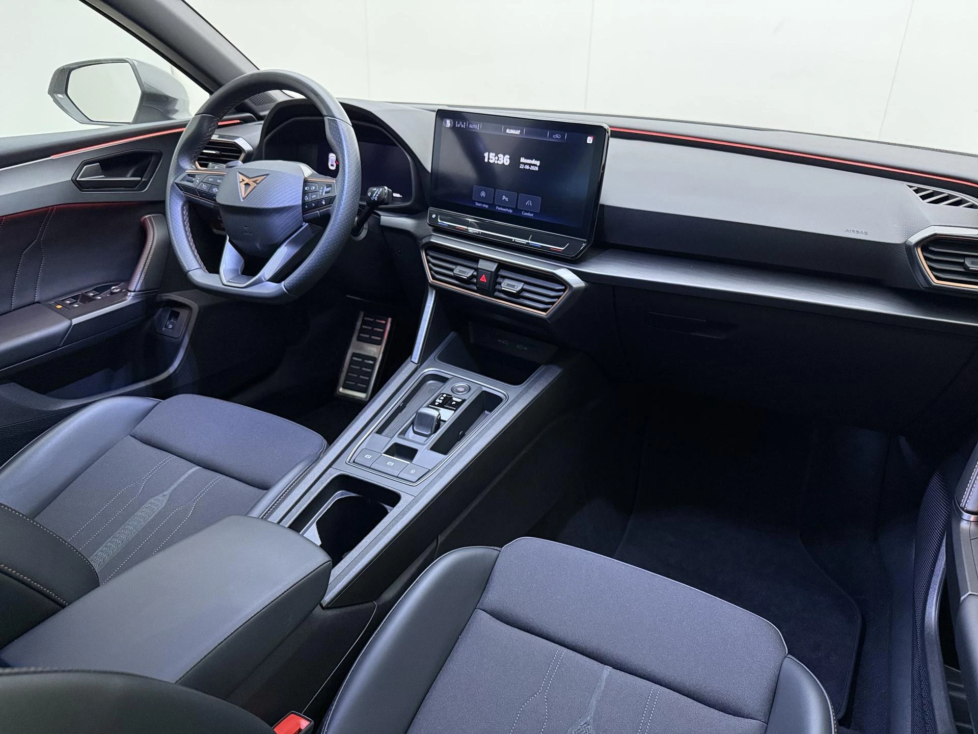 CUPRA Leon Sportstourer 1.4 e-Hybrid Business