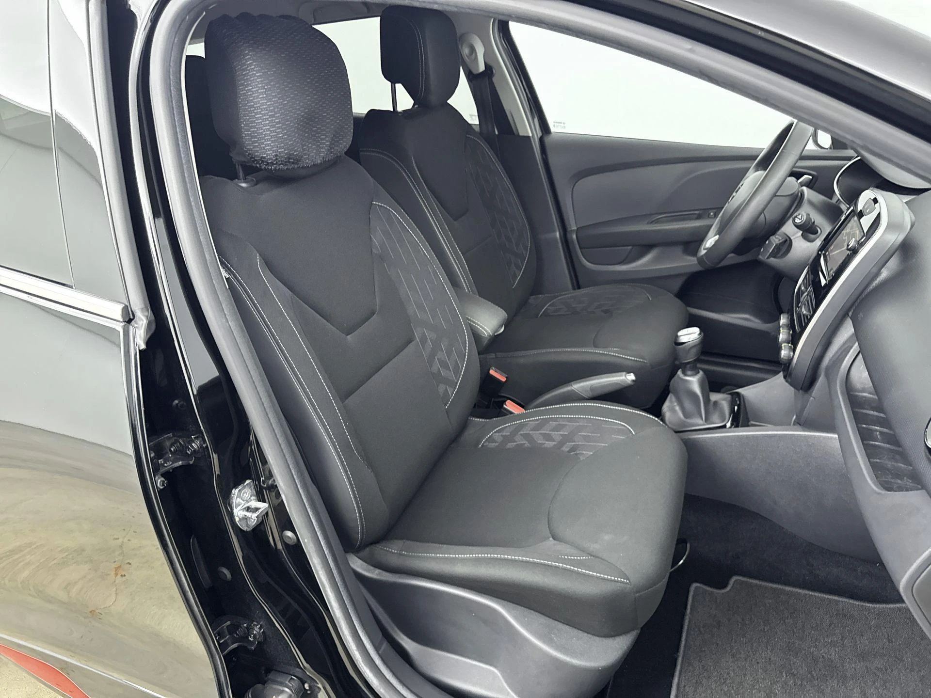 Renault-Clio-image-26