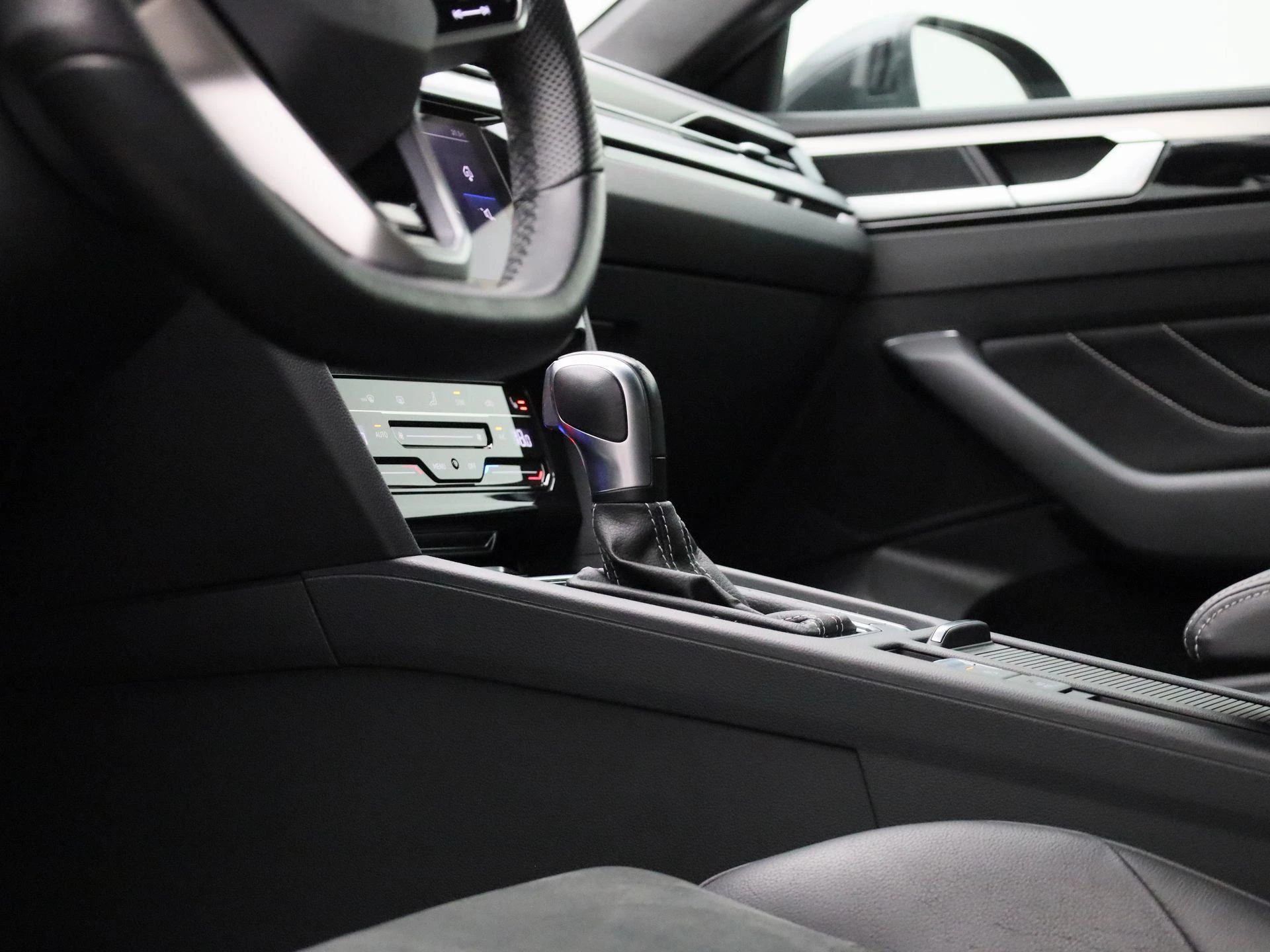 Volkswagen Arteon Shooting Brake 1.4 TSI eHybrid R-Line Business+ 218 PK|