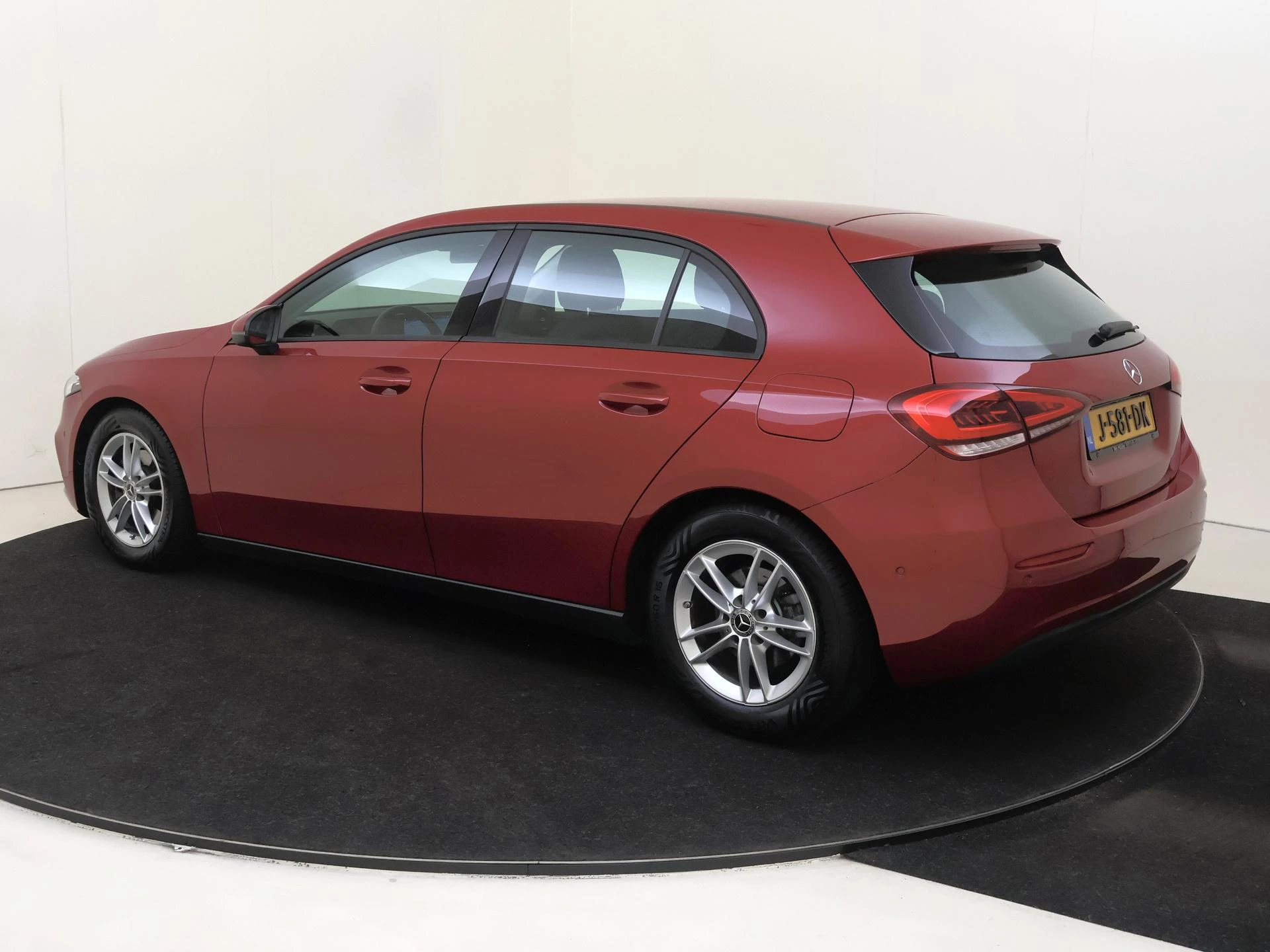 Mercedes-Benz A-Klasse 180 Business Solution