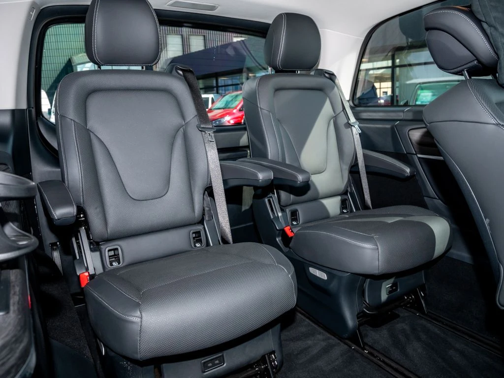 Mercedes-Benz-V-Klasse 250-image-11