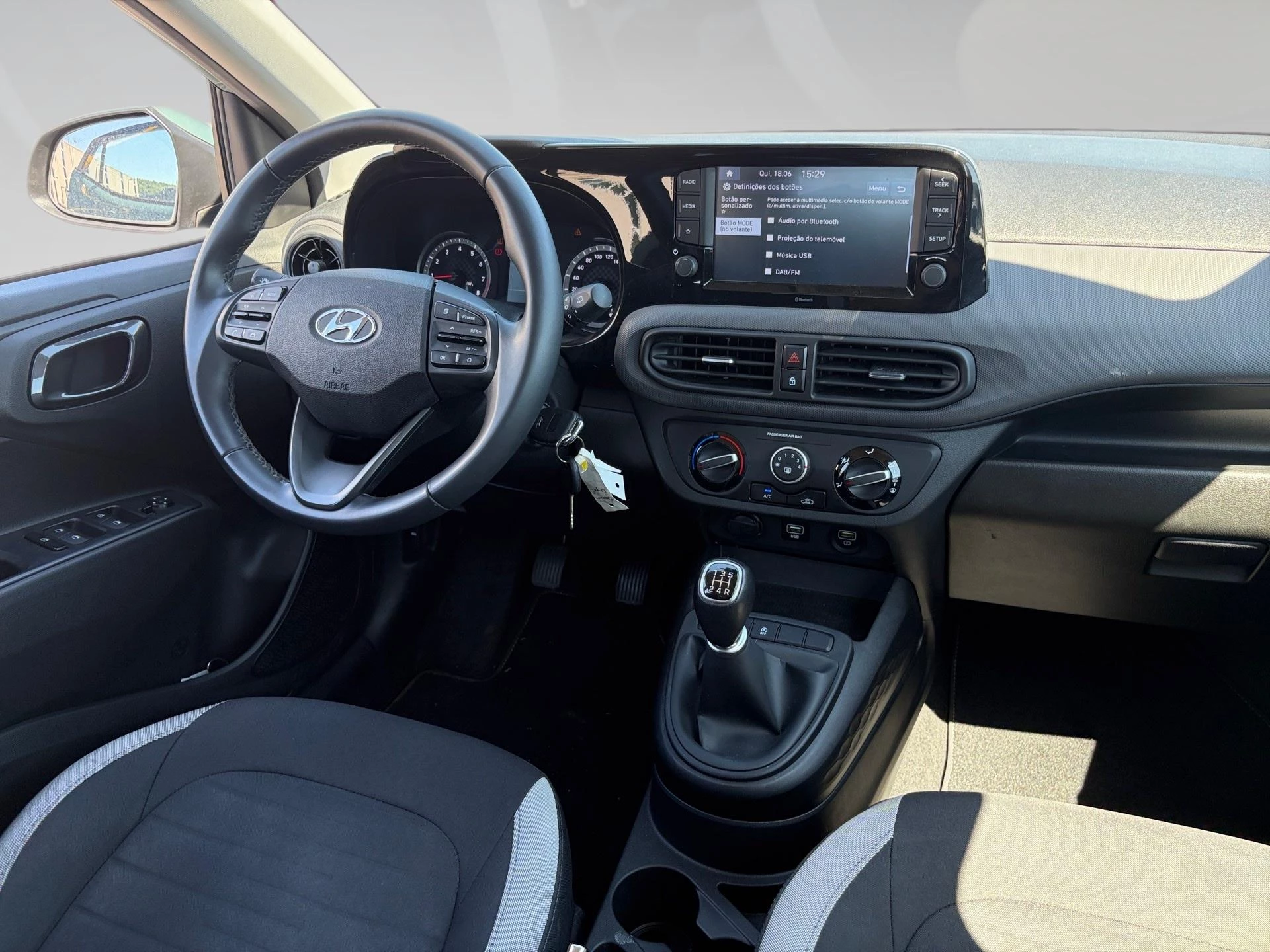 Hyundai i10 1.0 Twist AMT