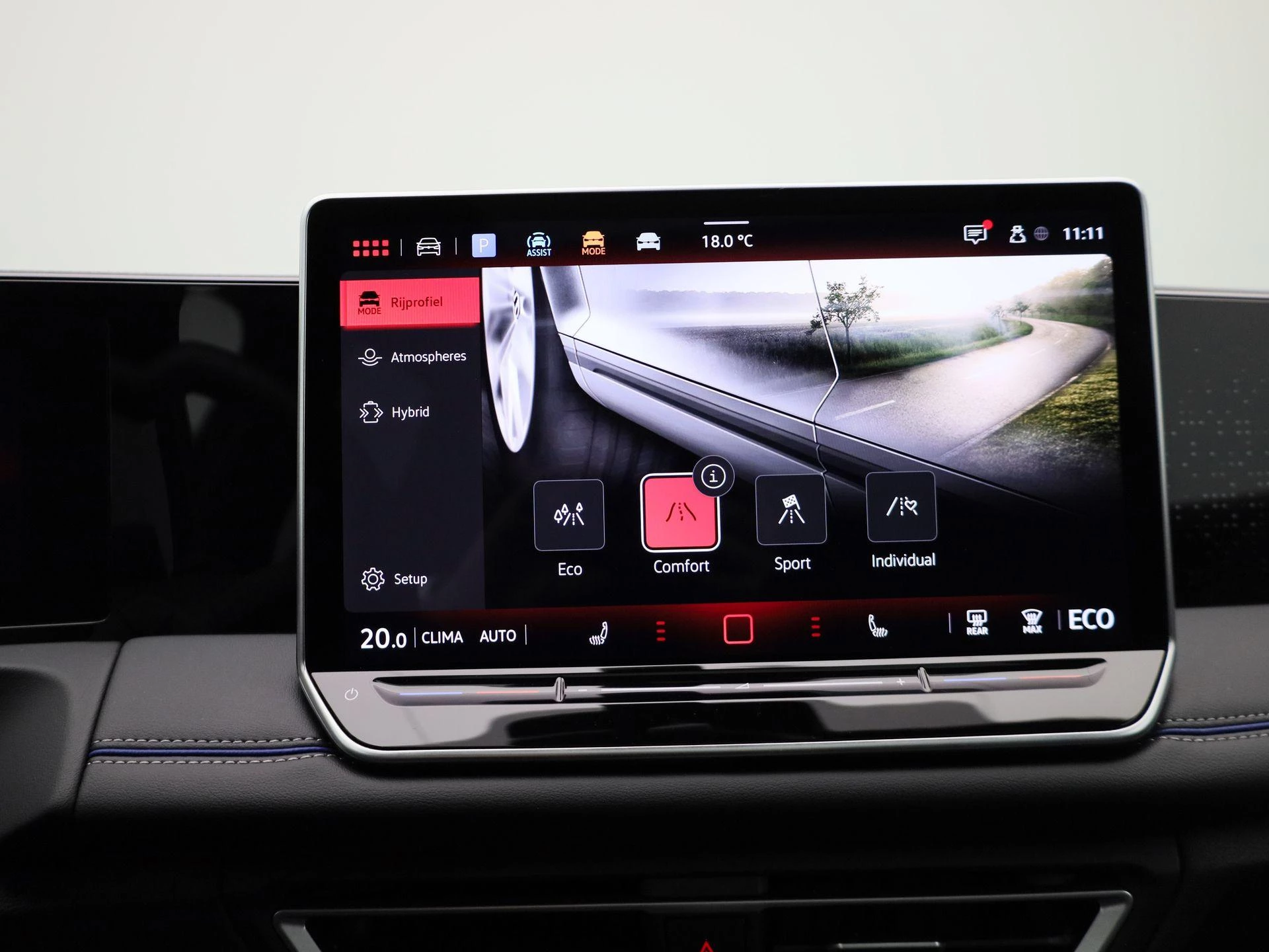 Volkswagen-Tiguan-image-28