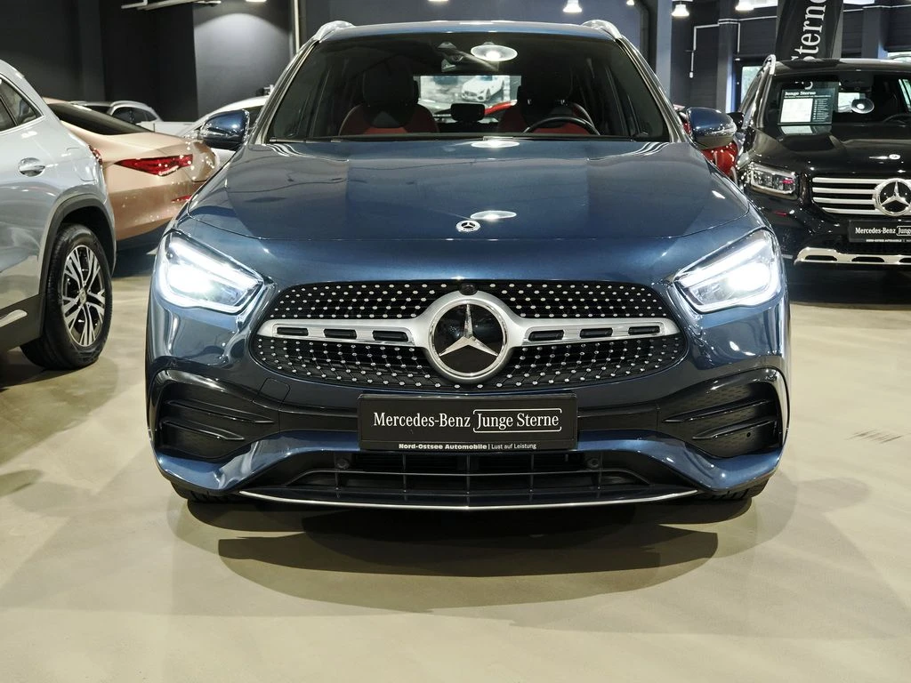 Mercedes-Benz-GLA 250 e-image-3