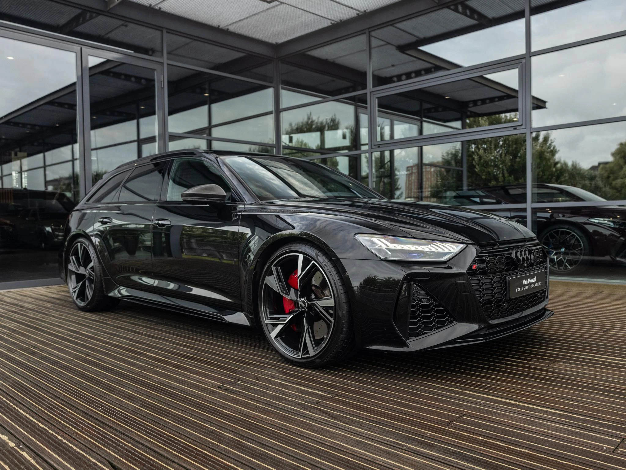 Audi-RS6-image-2
