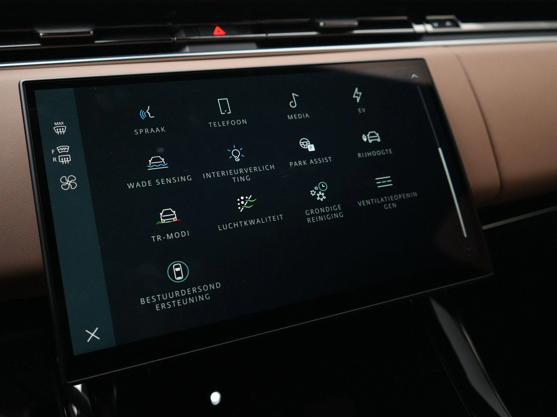 Land Rover-Range Rover Sport-image-22