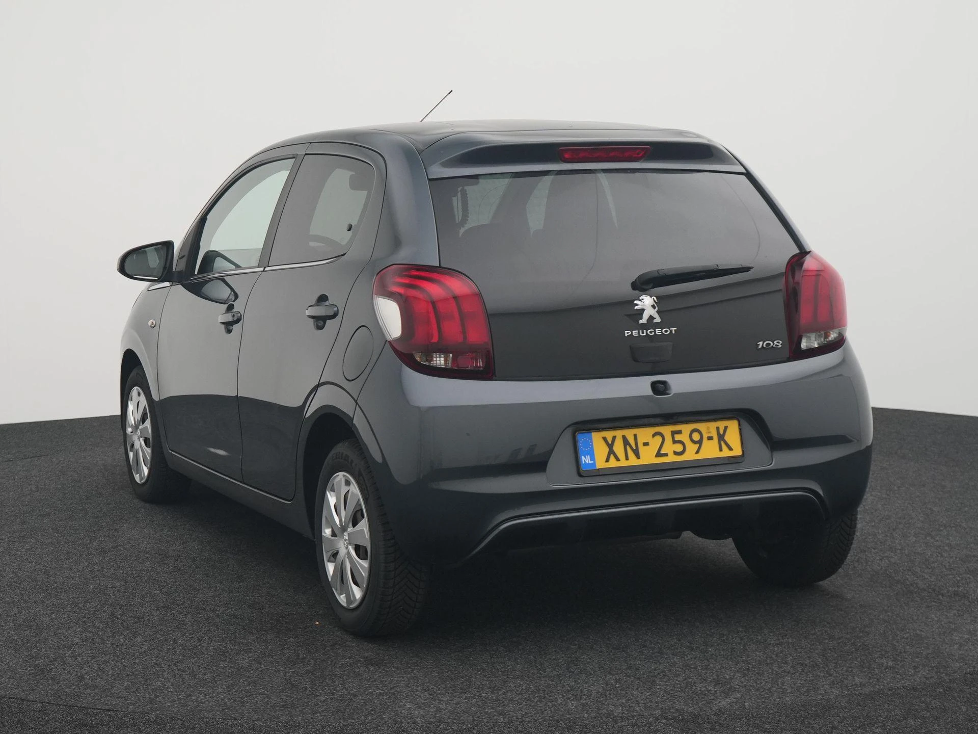 Peugeot-108-image-1