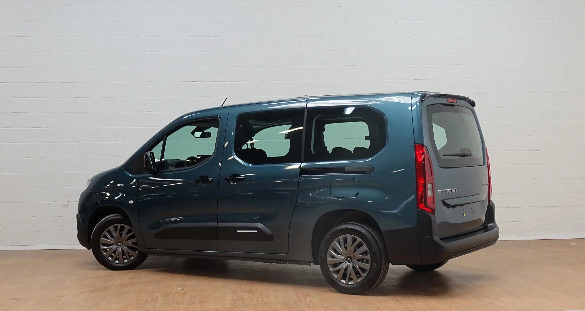 Citroën Berlingo MPV XL 1.5 BlueHDi 100 S&S BVM6 PLUS