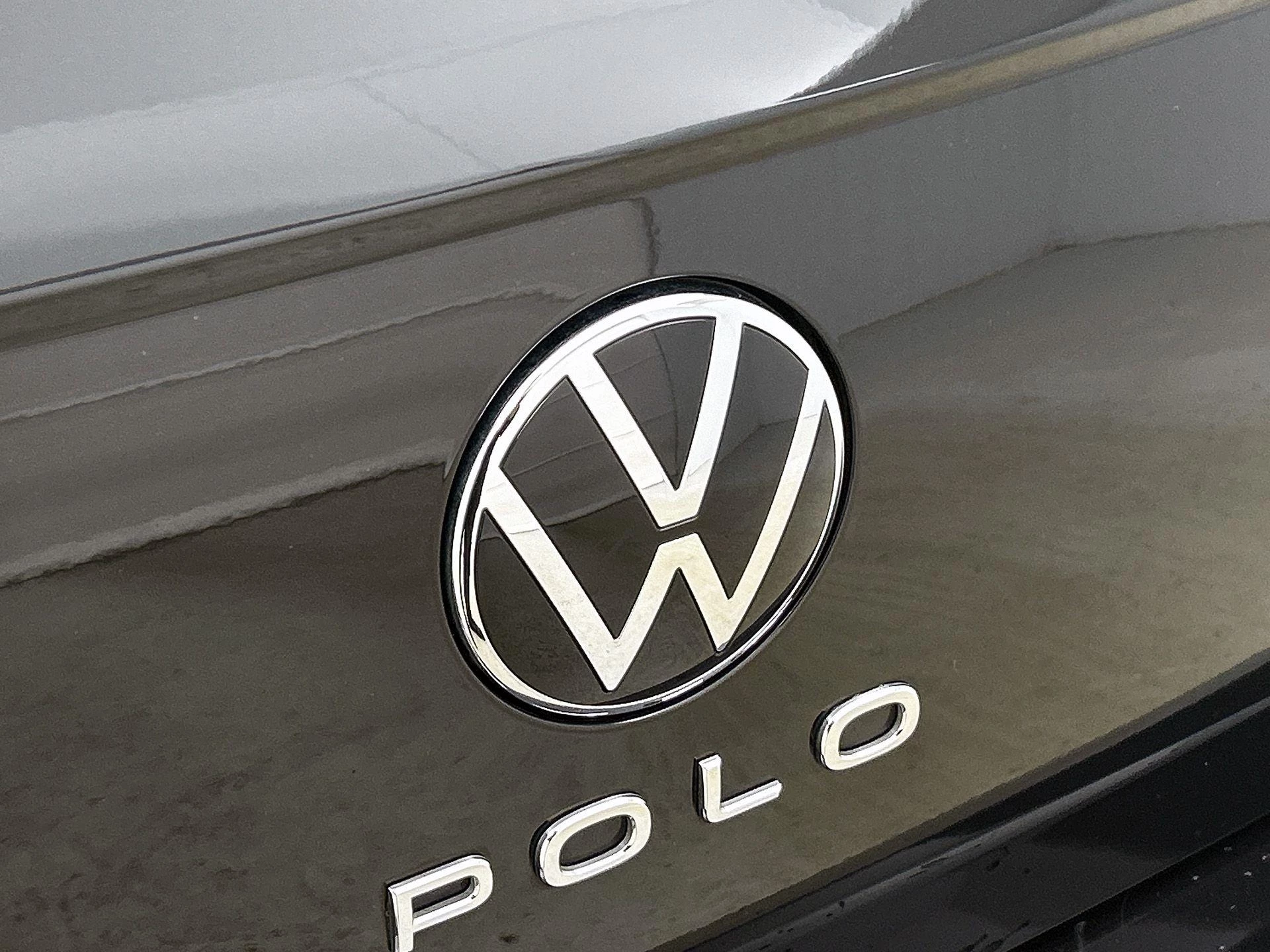 Volkswagen-Polo-image-13