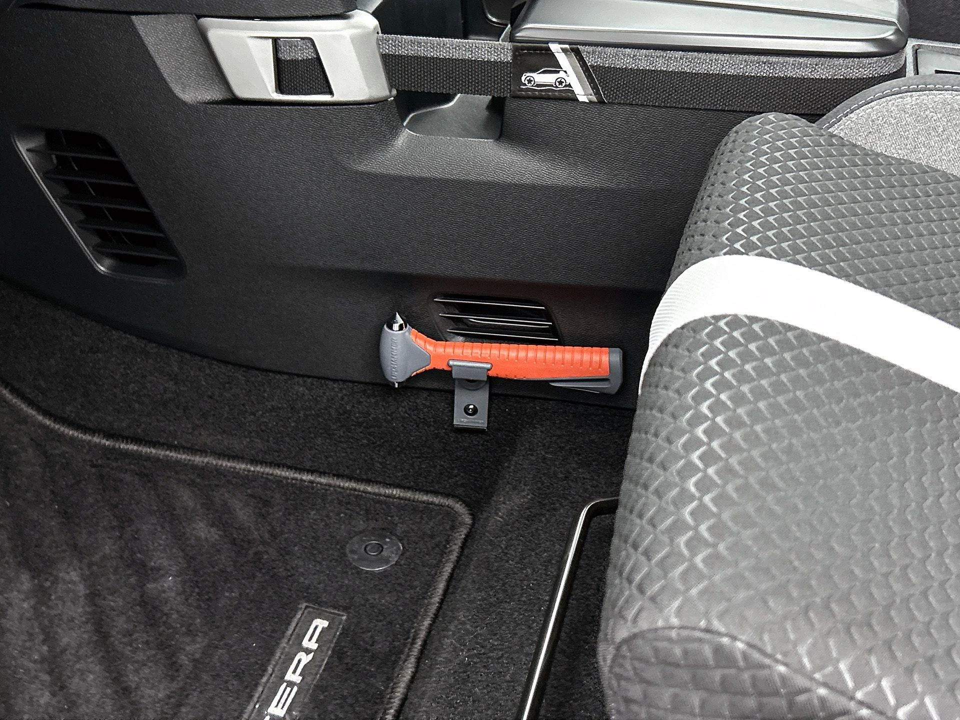Opel-Frontera-image-26
